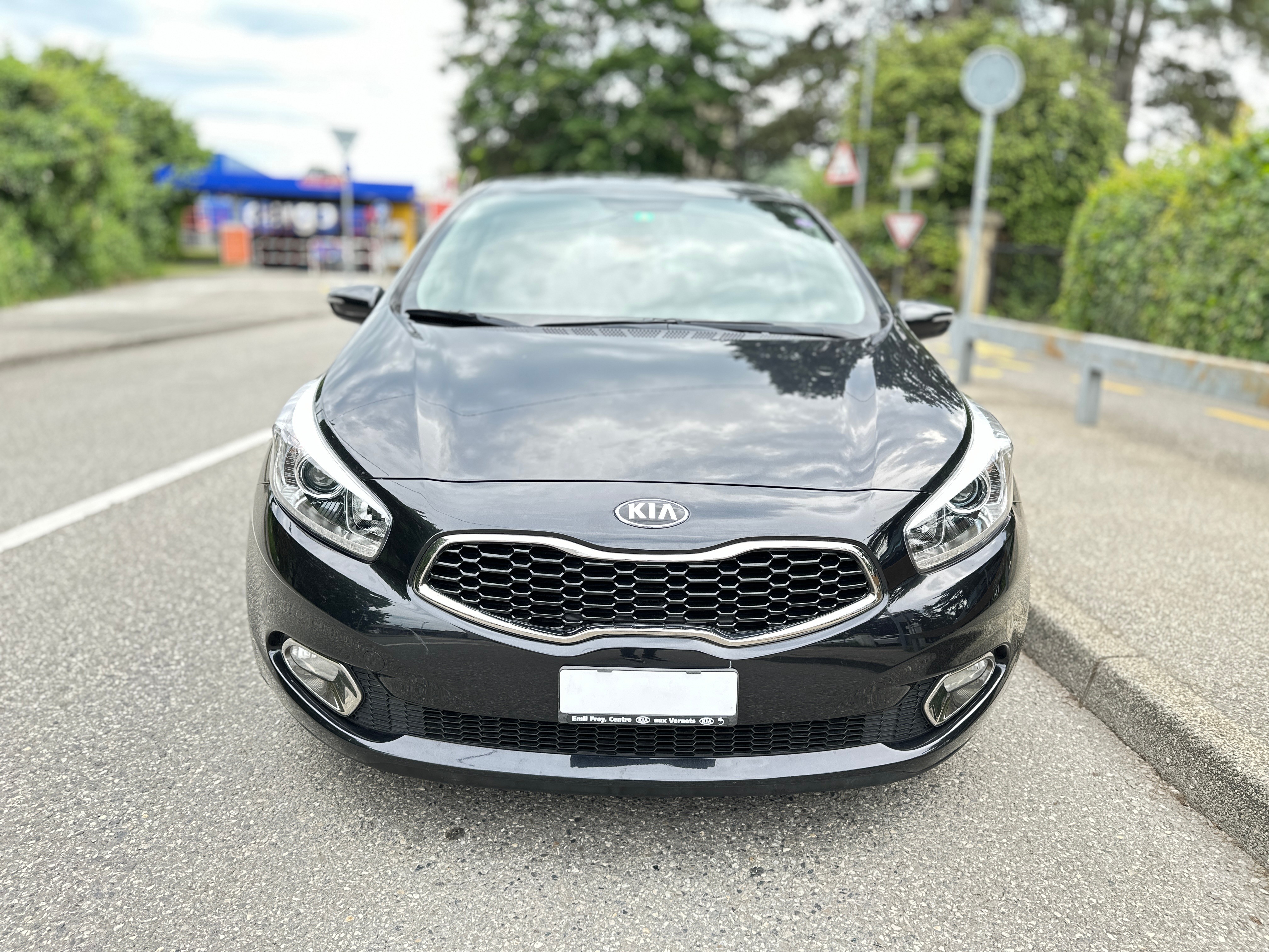 KIA Ceed 1.6 GDi Trend DCT