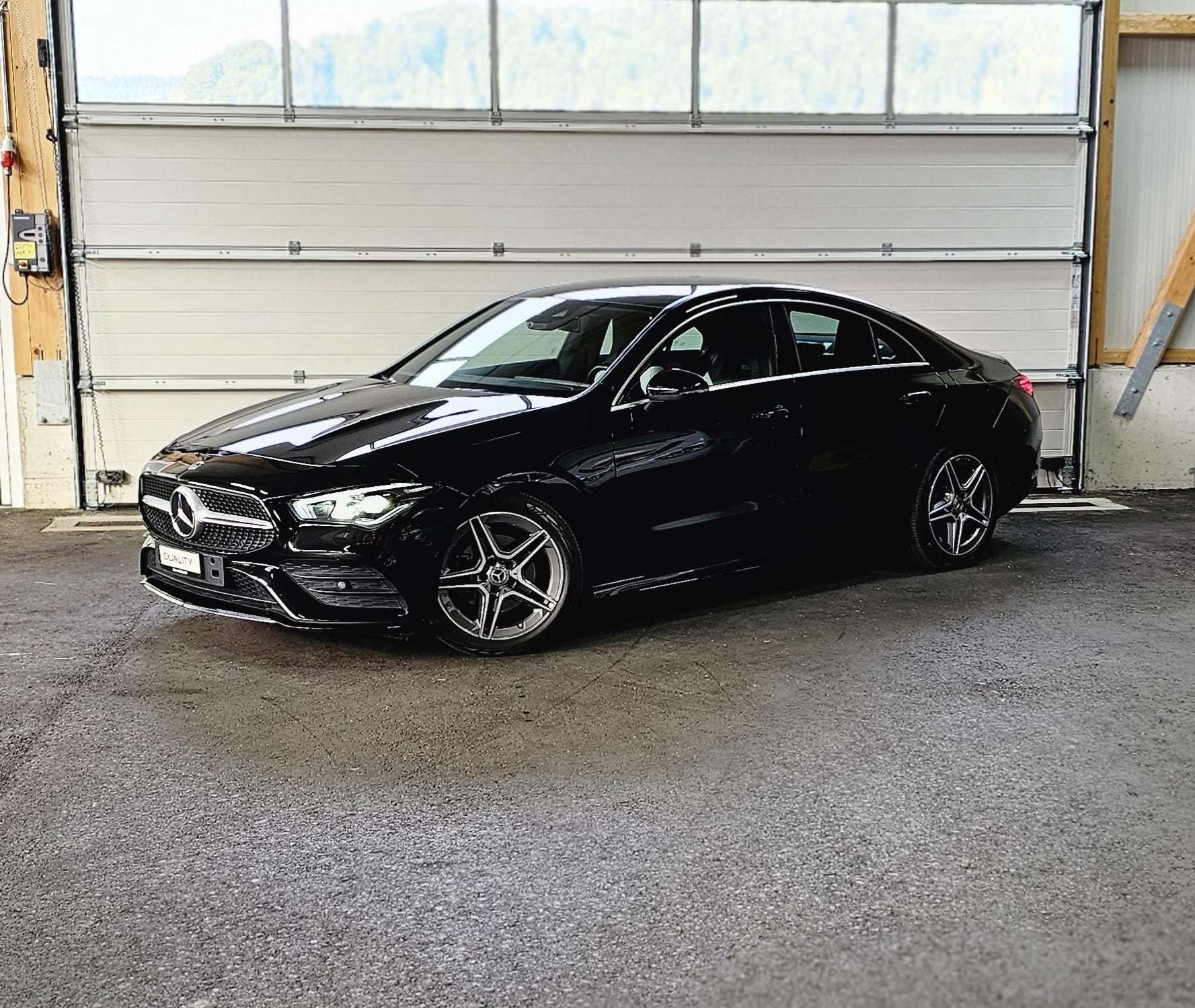 MERCEDES-BENZ CLA 200 4Matic AMG Line 8G-DCT