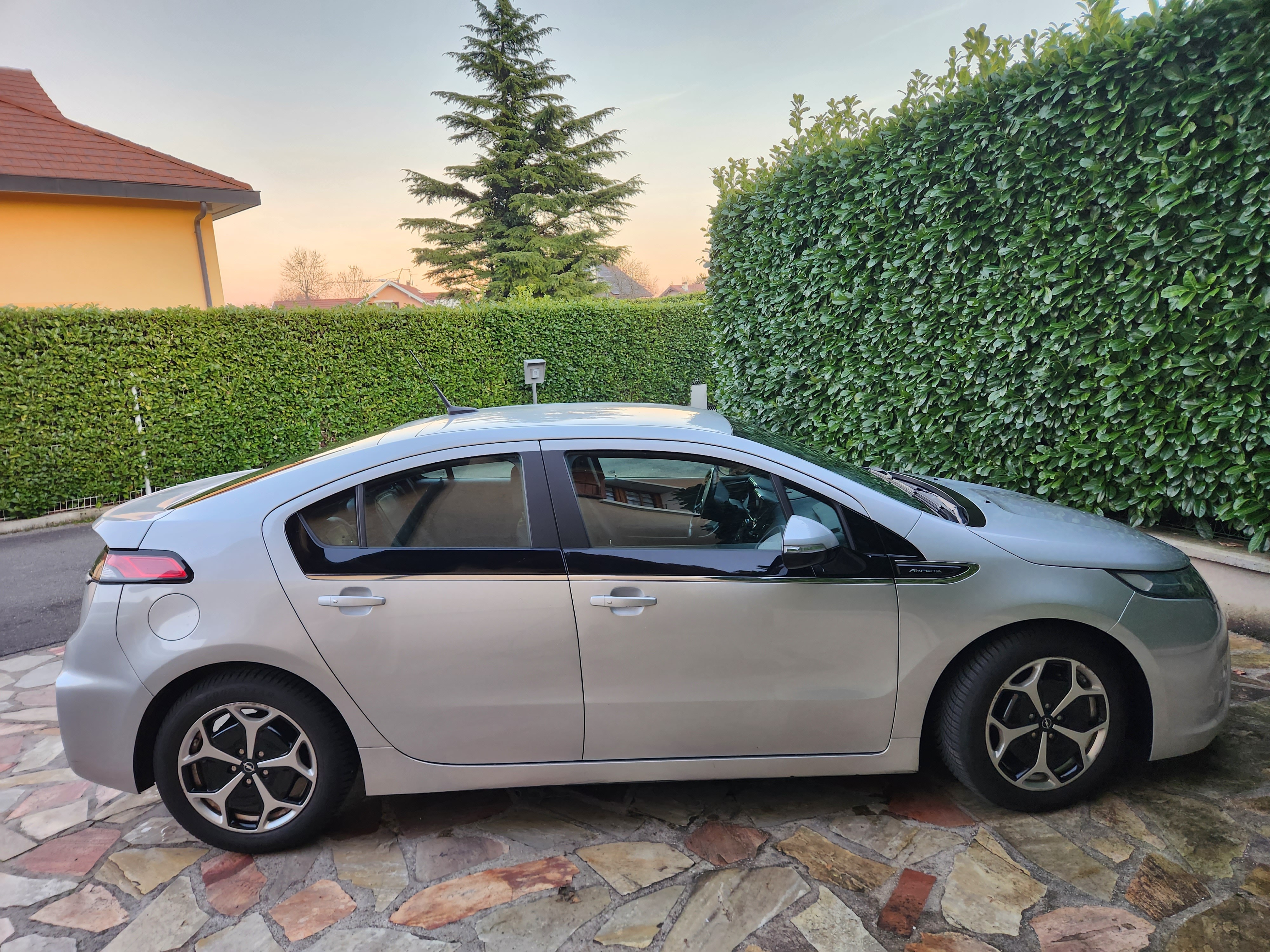 OPEL Ampera E-REV