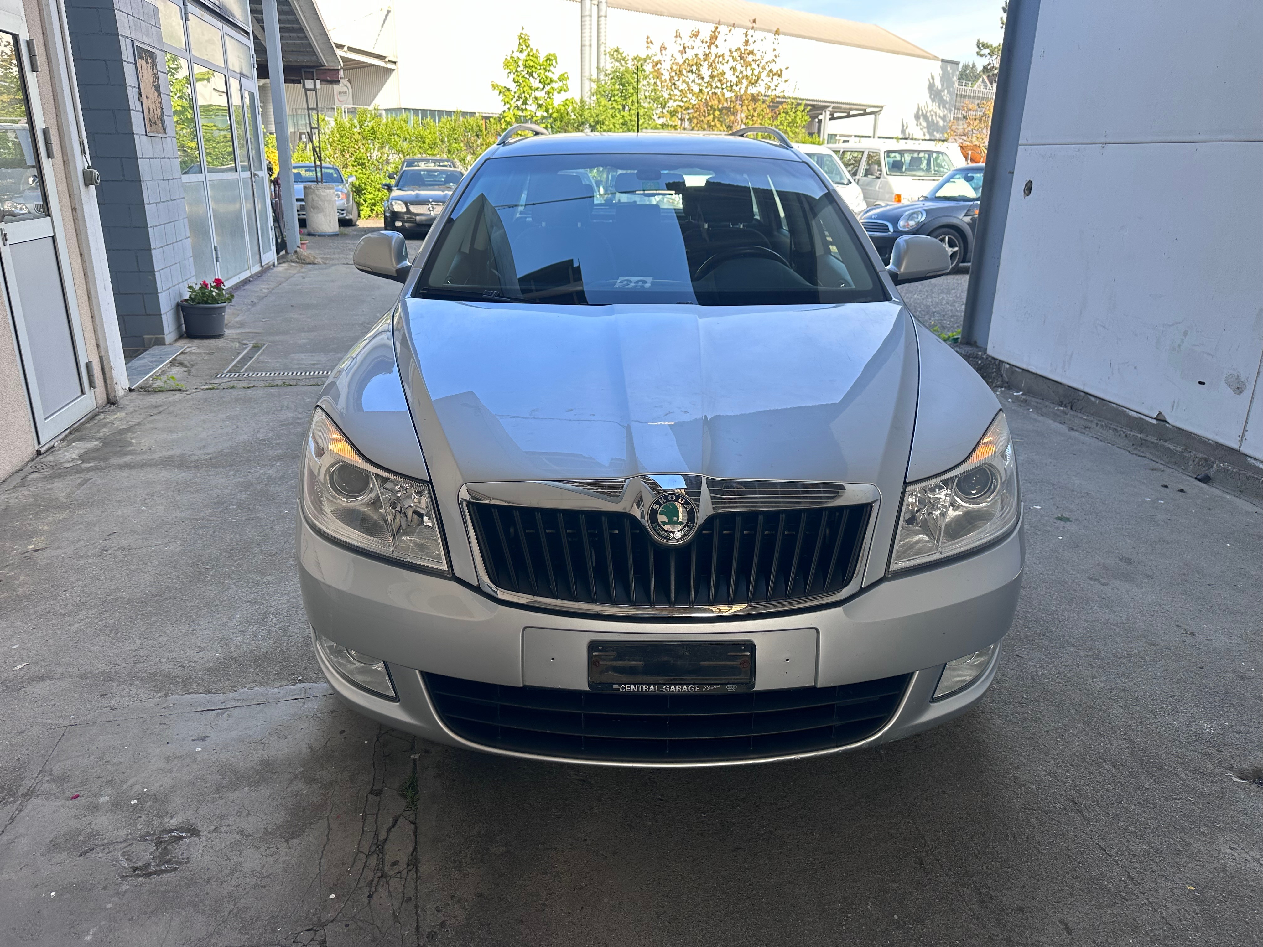 SKODA Octavia Combi 1.9 TDI Swiss Adventure 4x4