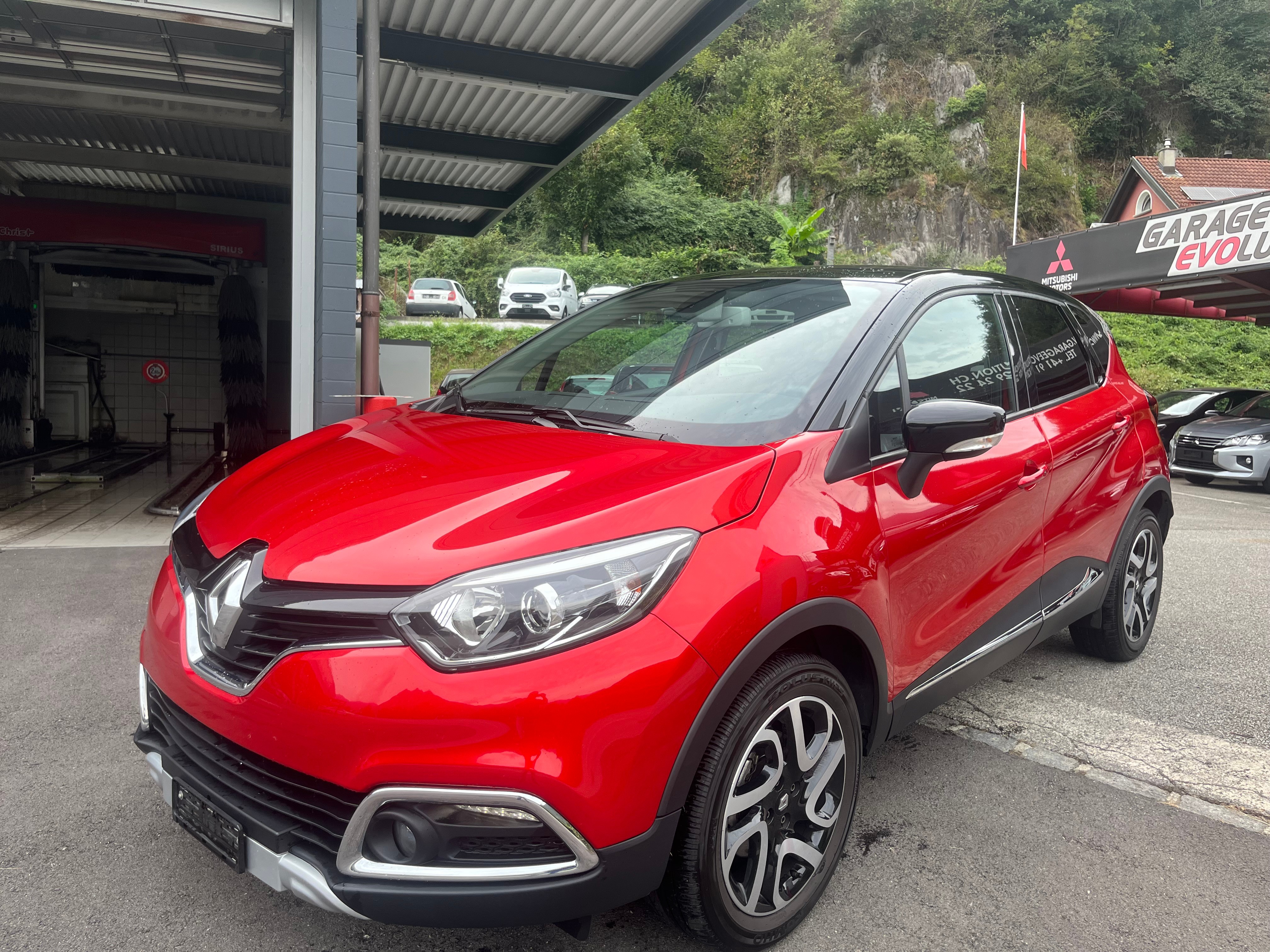 RENAULT Captur 1.2 T 16V Outdoor EDC