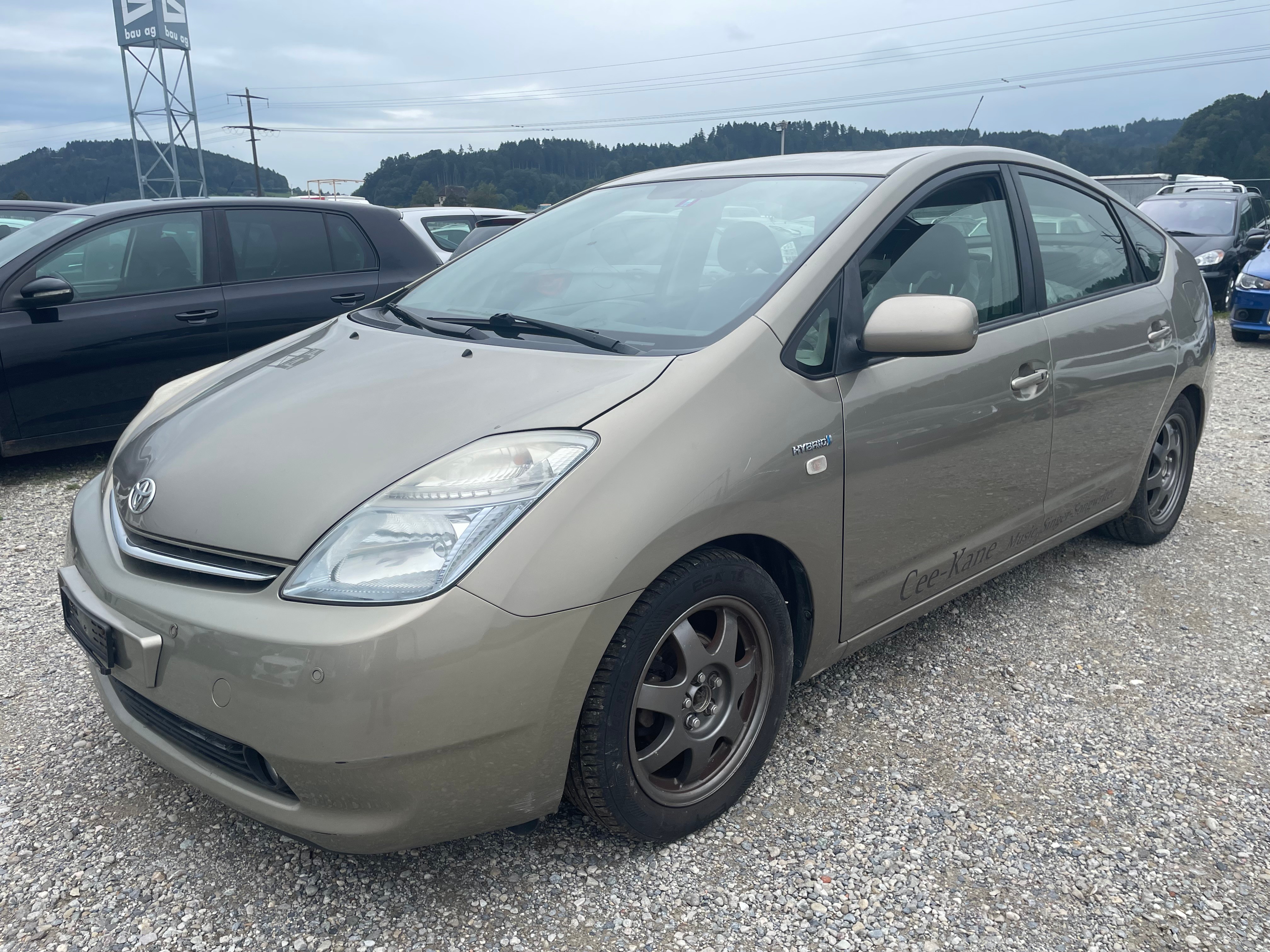 TOYOTA Prius 1.5 16V Hybrid