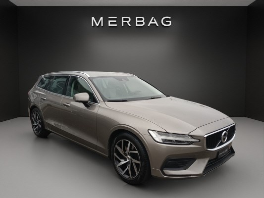 VOLVO V60 T5 AWD Momentum