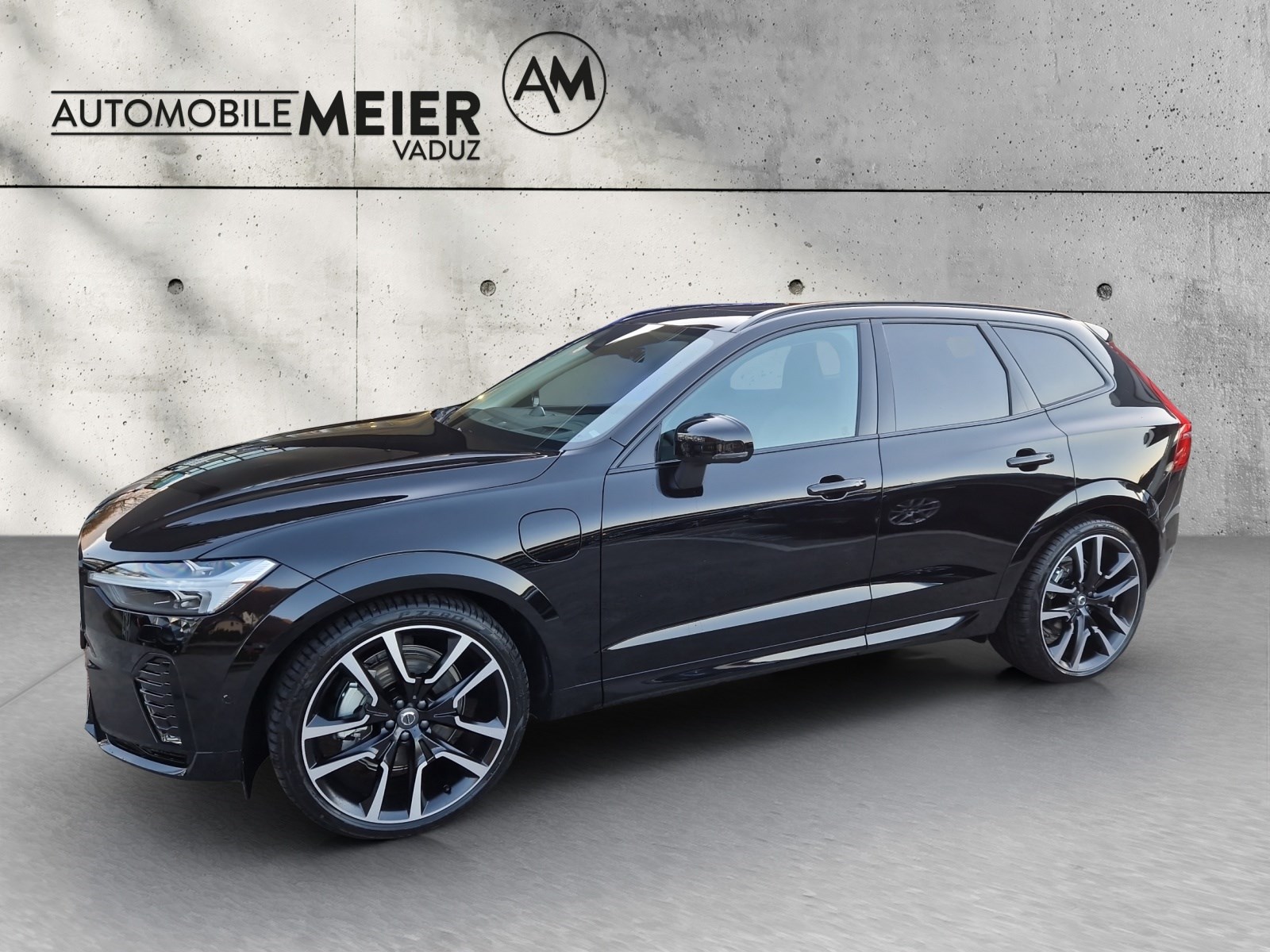 VOLVO XC60 2.0 T8 TE XCLUSIVE Ultra Dark eAWD