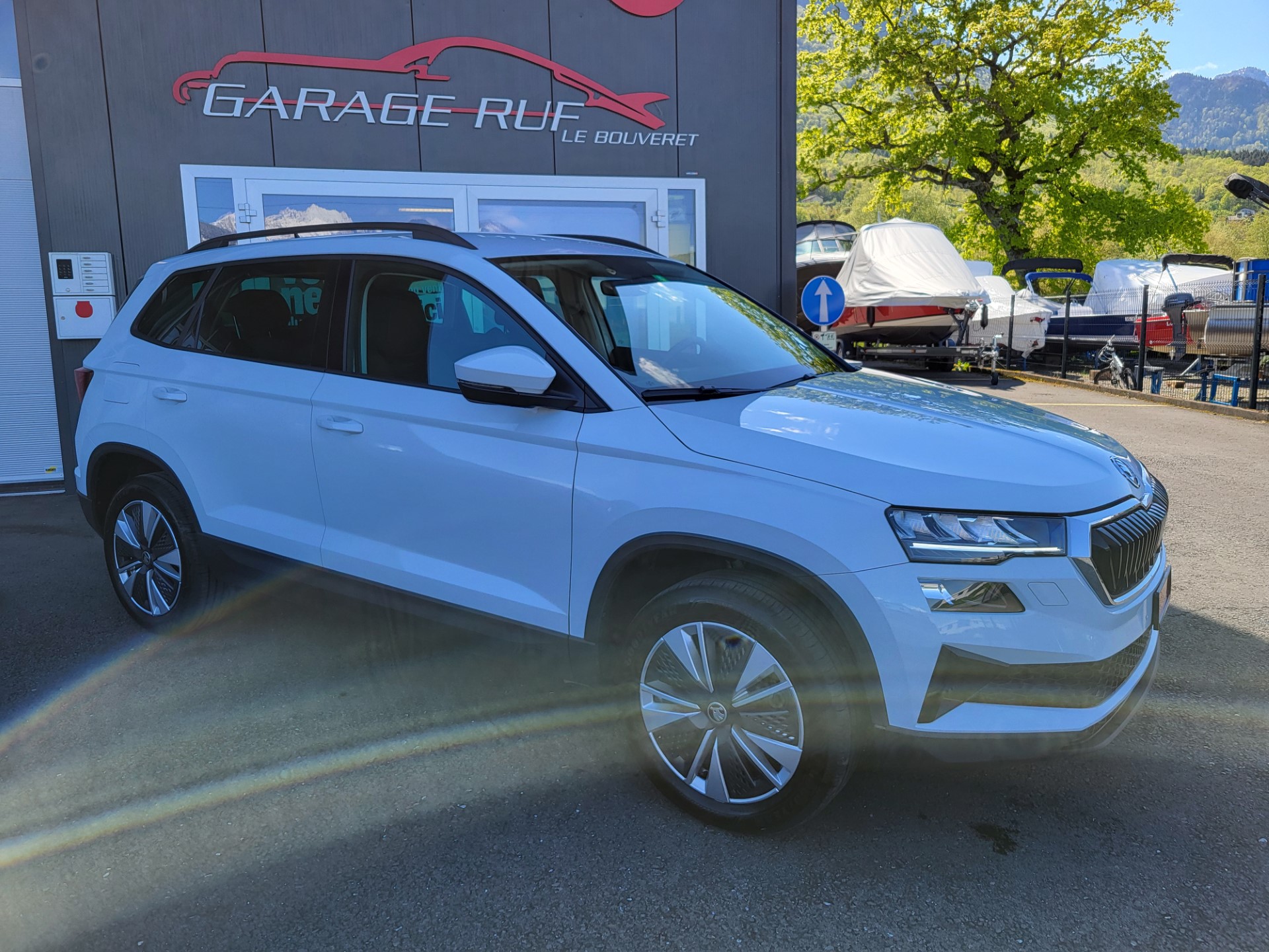 SKODA Karoq 1.5 TSI Ambition DSG