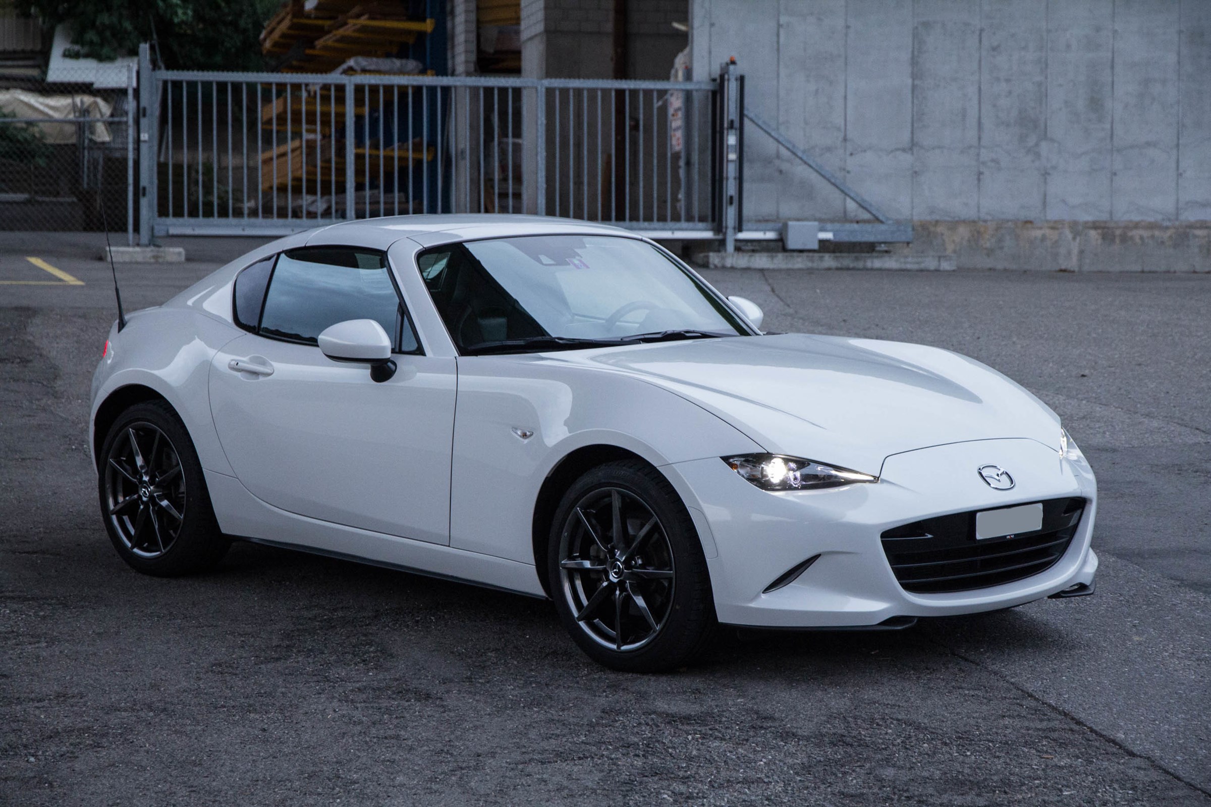 MAZDA MX-5 RF SKYACTIV-G 160 Revolution