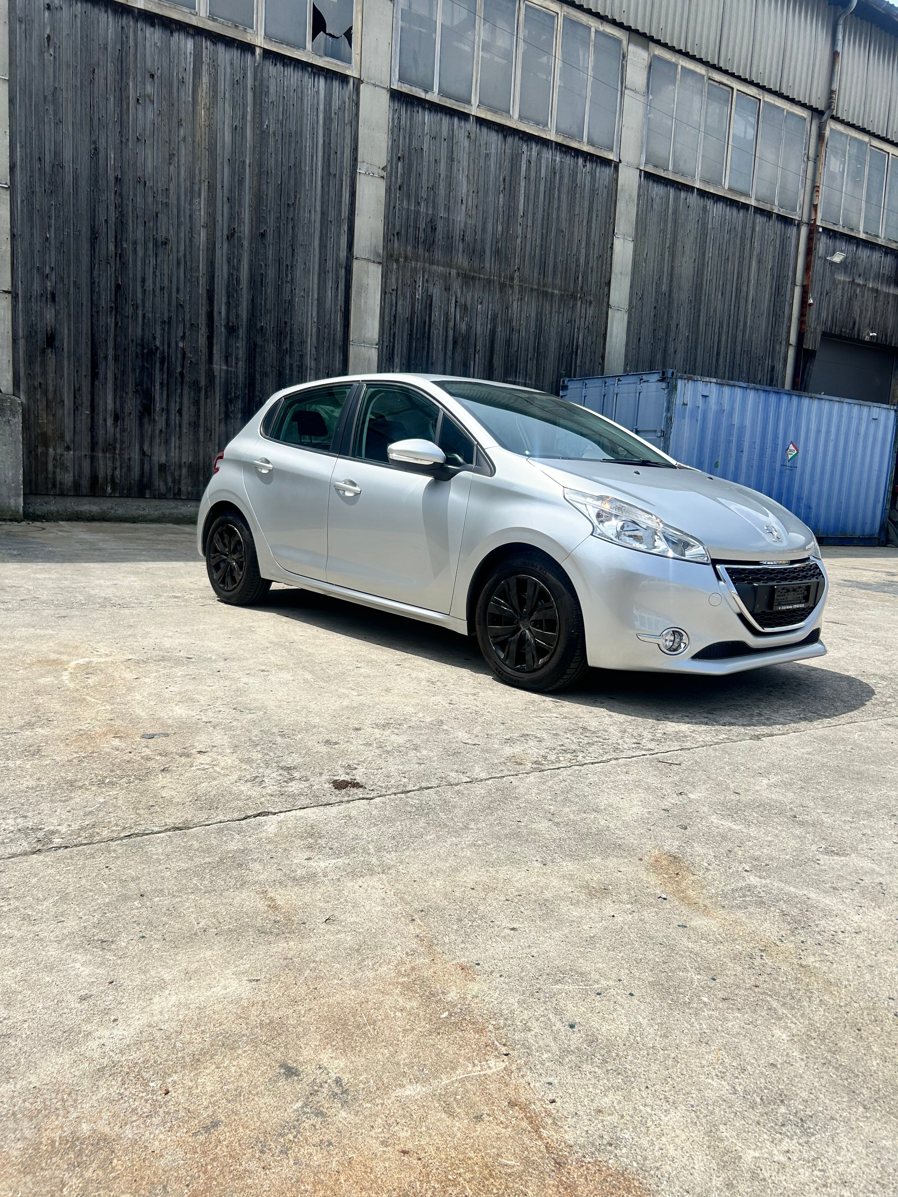 PEUGEOT 208 1.4 VTI Active