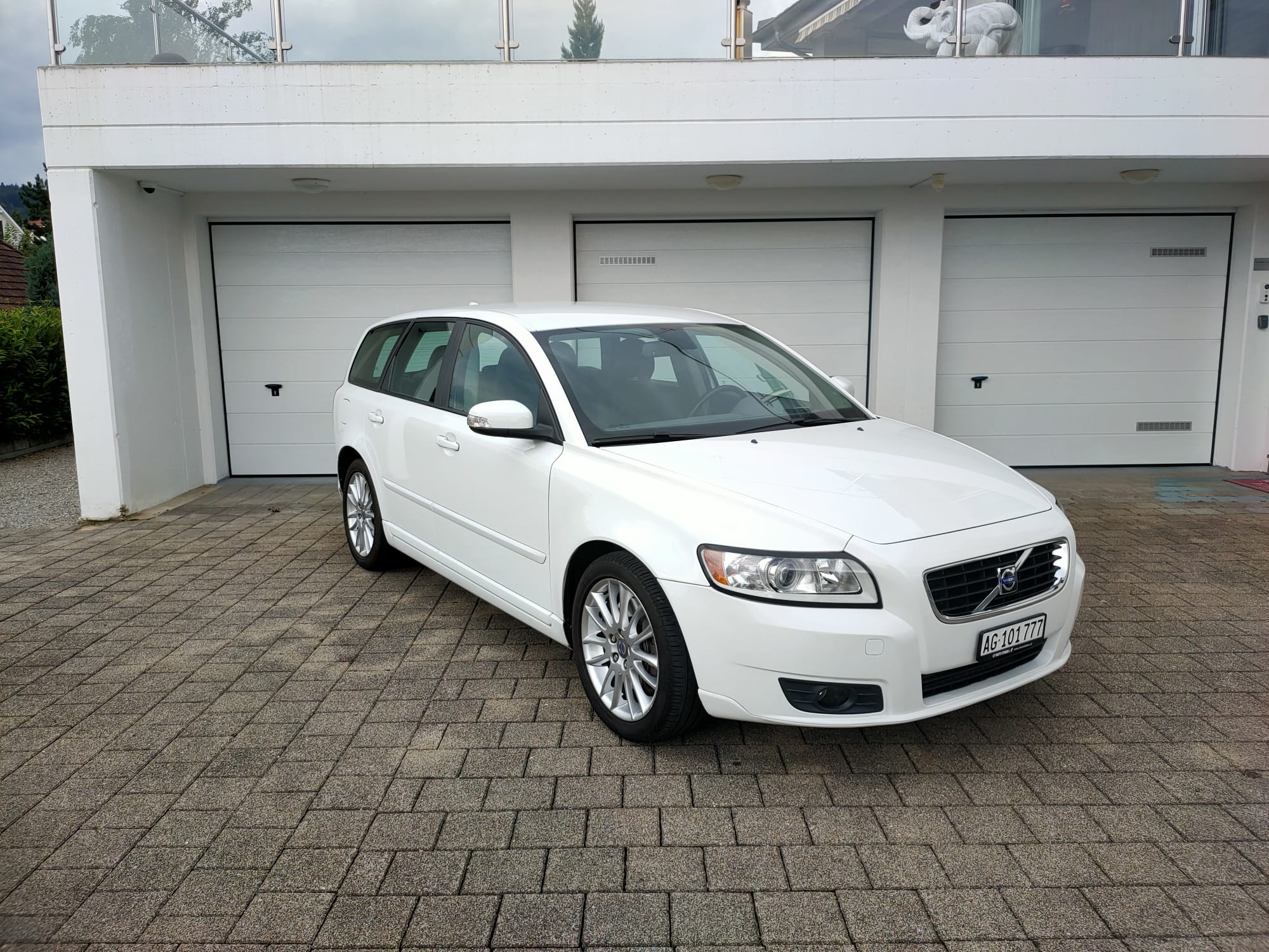 VOLVO V50 2.0D Momentum Powershift