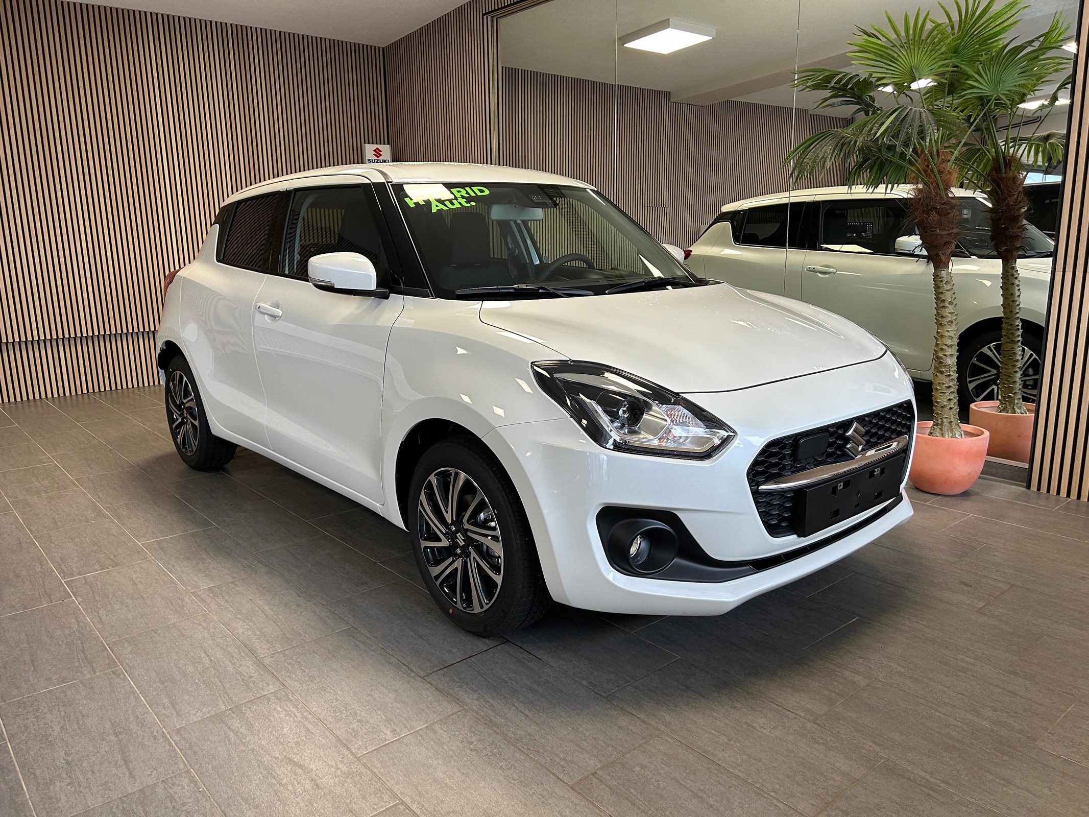 SUZUKI Swift 1.2 Compact Top Hybrid