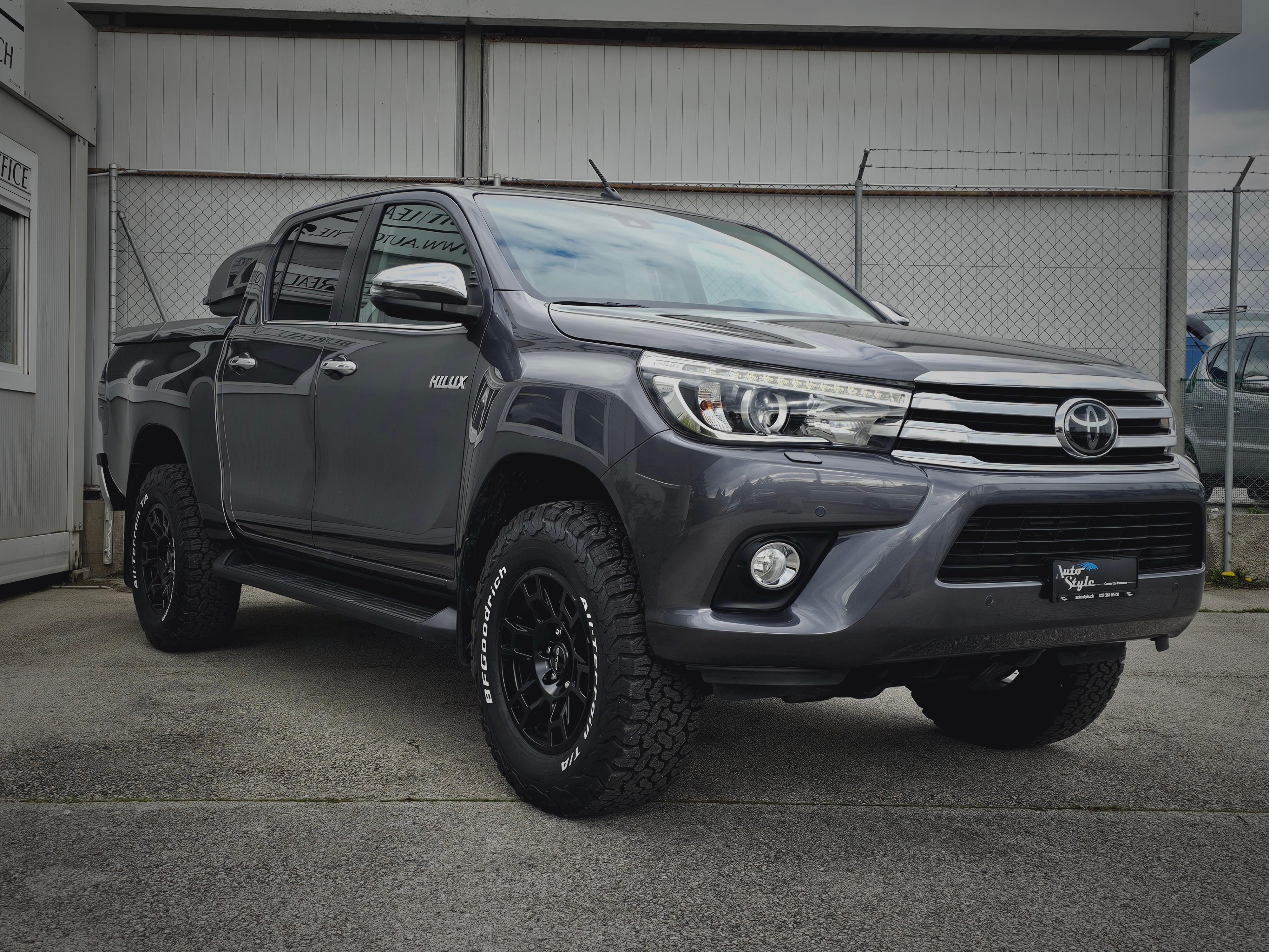 TOYOTA Hilux 2.4-4D Sol Premium Double Cab 4x4 A