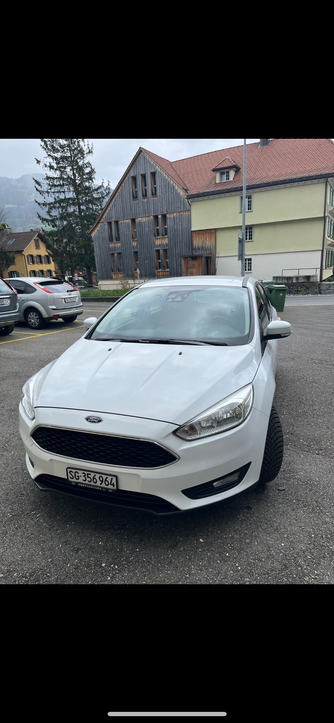 FORD Focus 1.0 SCTi Carving