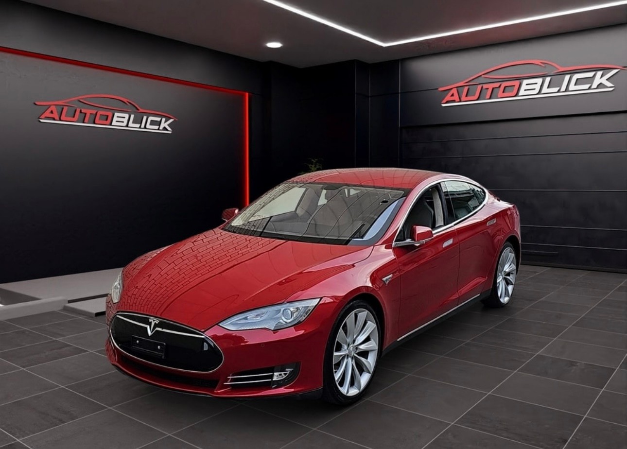 TESLA Model S 85 Signature Performance 85. *Free Supercharching*