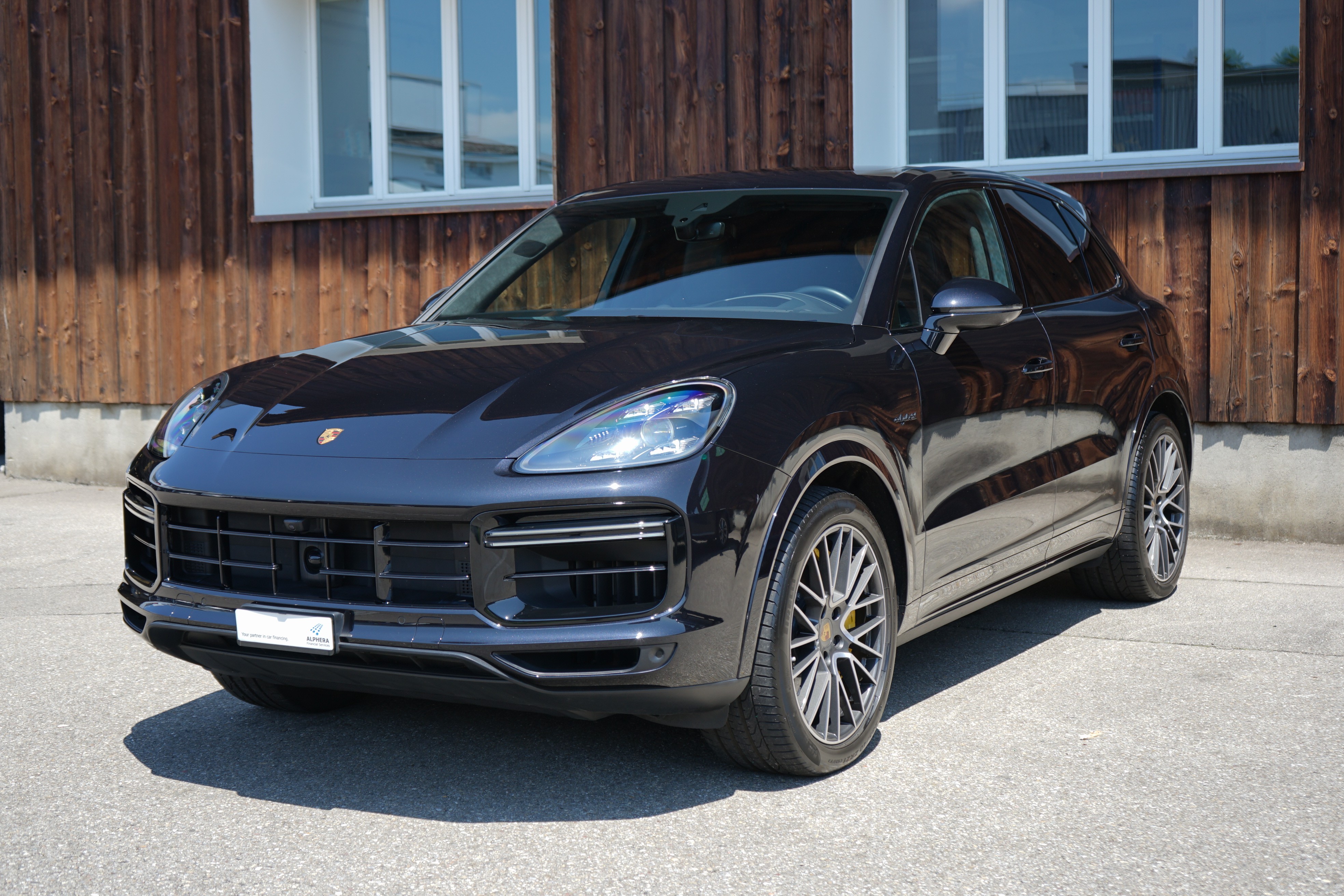 PORSCHE Cayenne Turbo S E-Hybrid