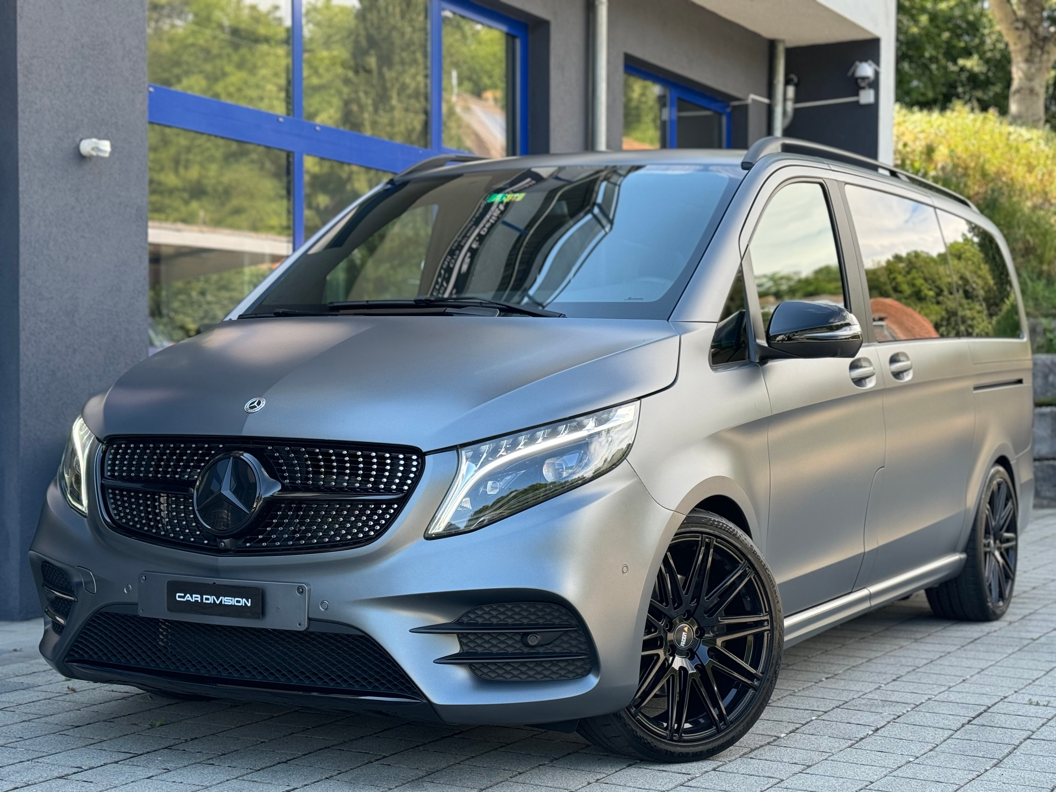 MERCEDES-BENZ V 300 d lang Avantgarde 4Matic 9G-Tronic