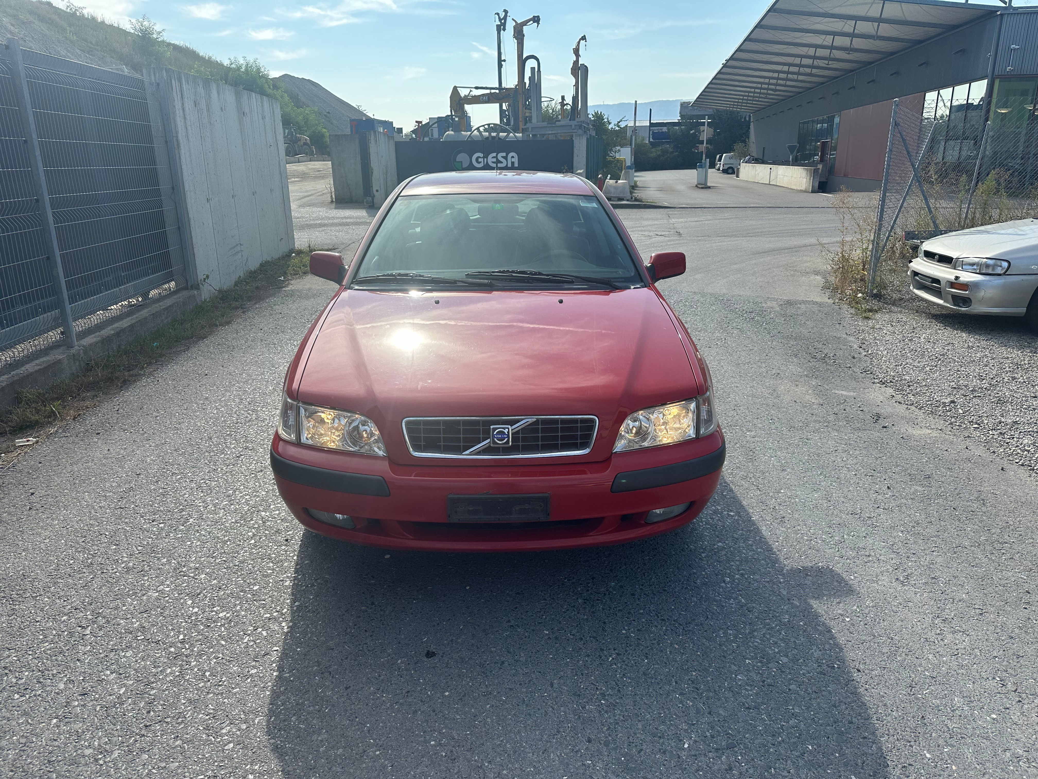 VOLVO V40 1.6