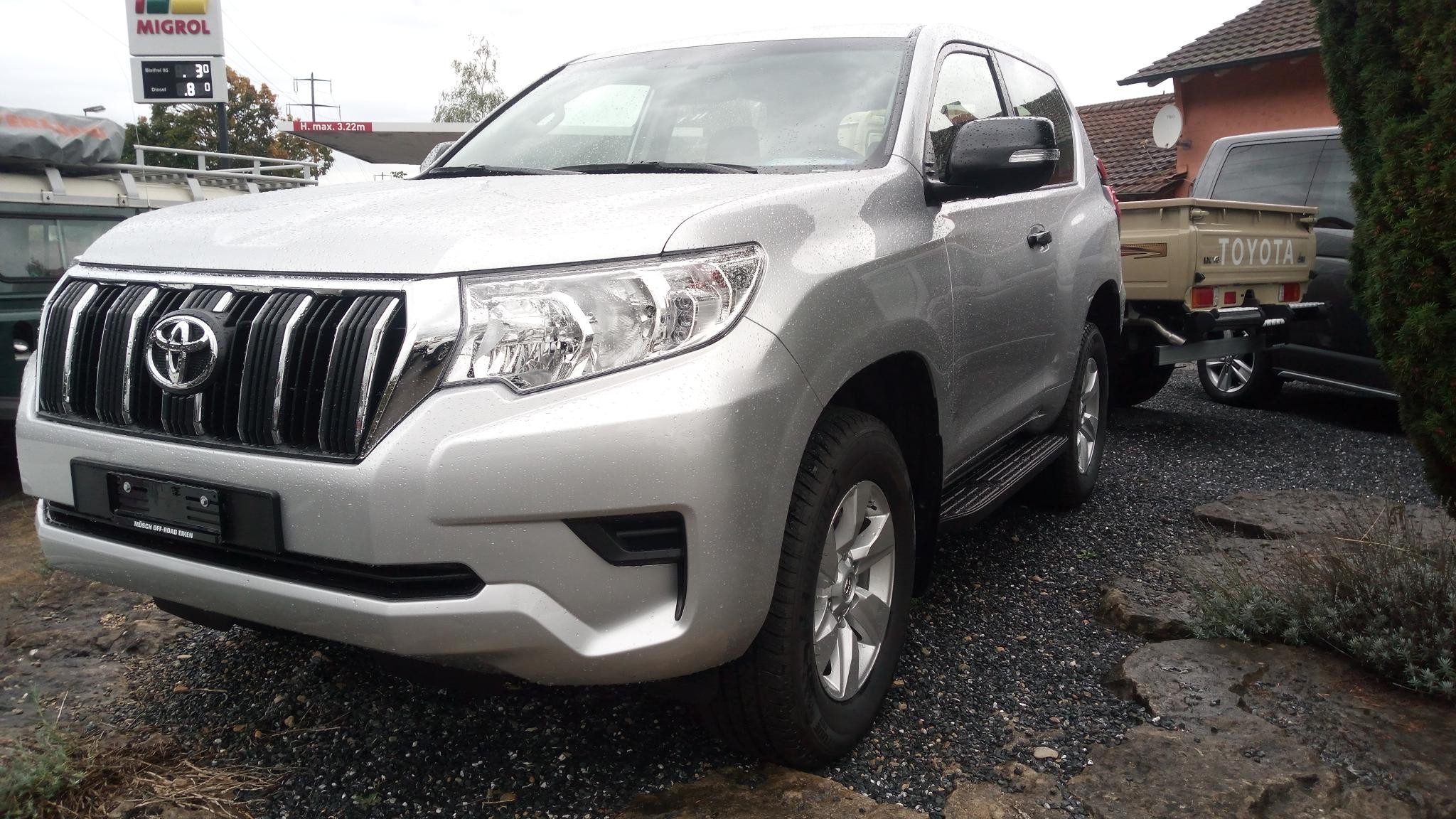 TOYOTA Land Cruiser 2.8TD Active