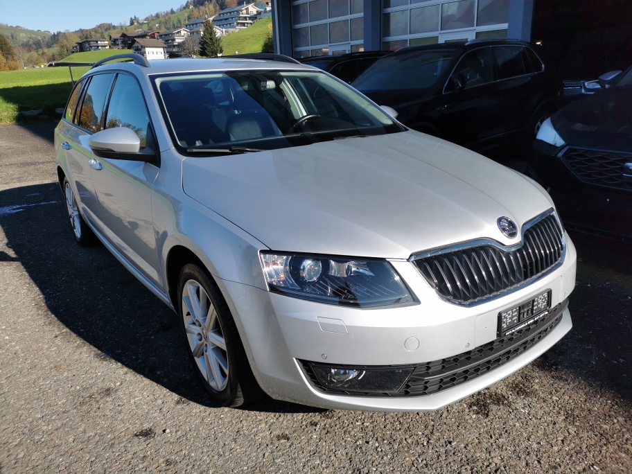 SKODA Octavia Combi 2.0 TDI Swiss Joy 4x4