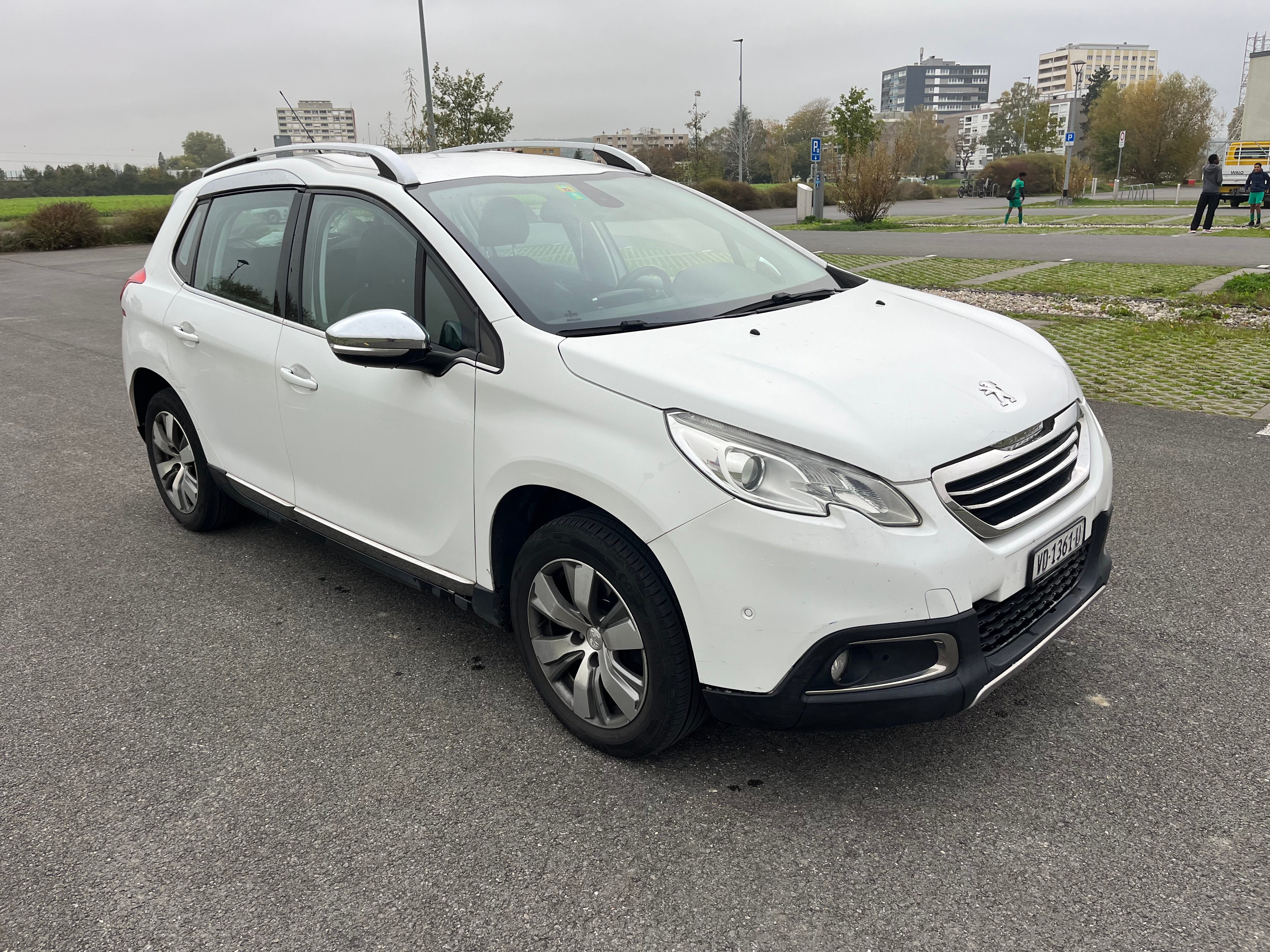 PEUGEOT 2008