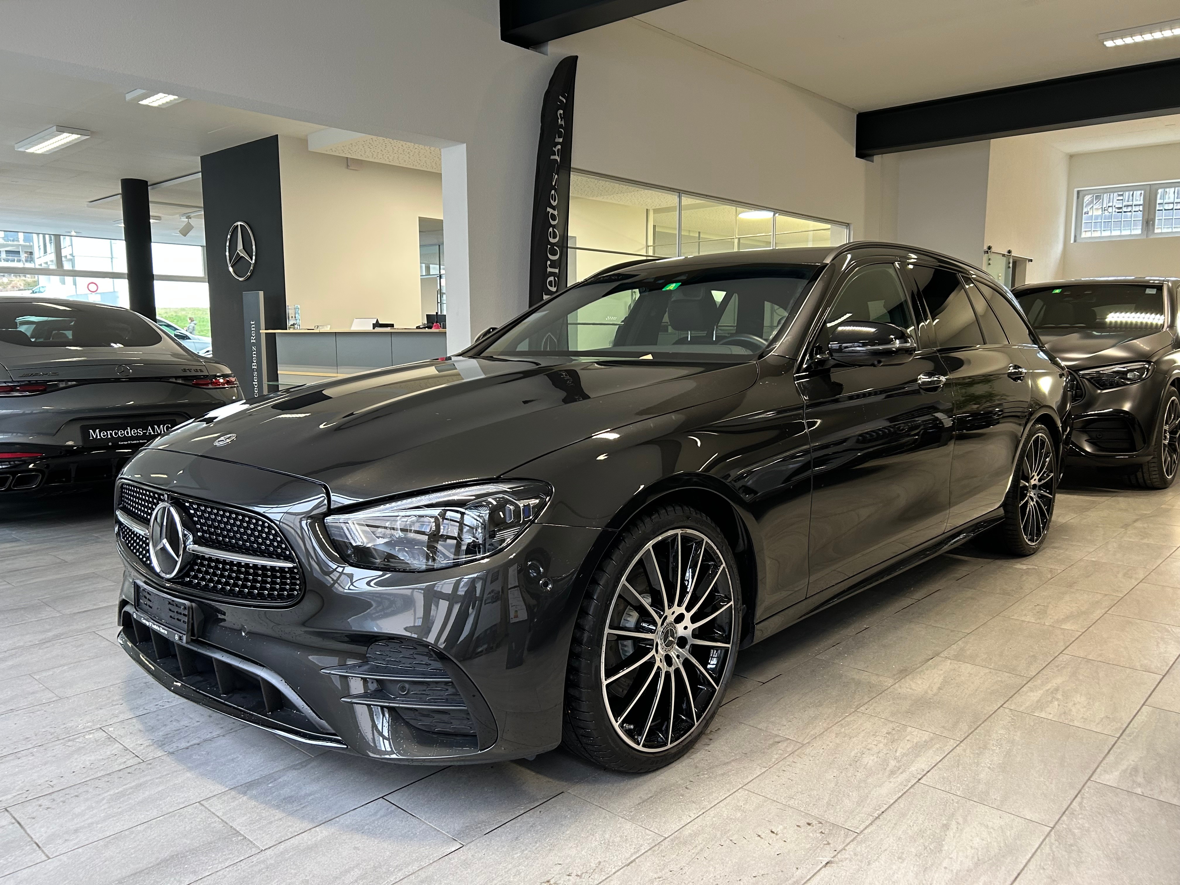 MERCEDES-BENZ E 220 d T 4Matic AMG Line 9G-Tronic