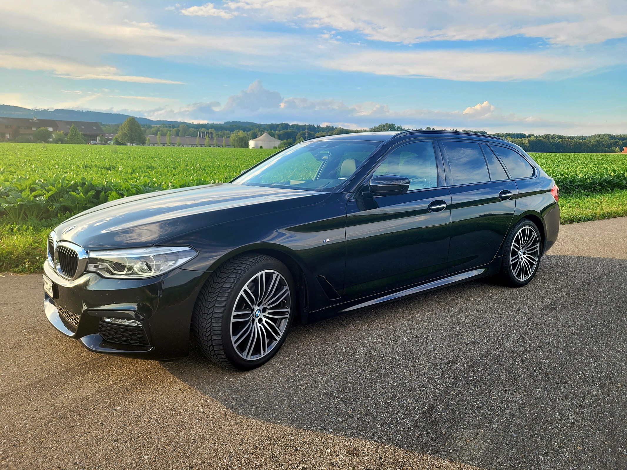 BMW 520d xDrive Touring Luxury Line Steptronic