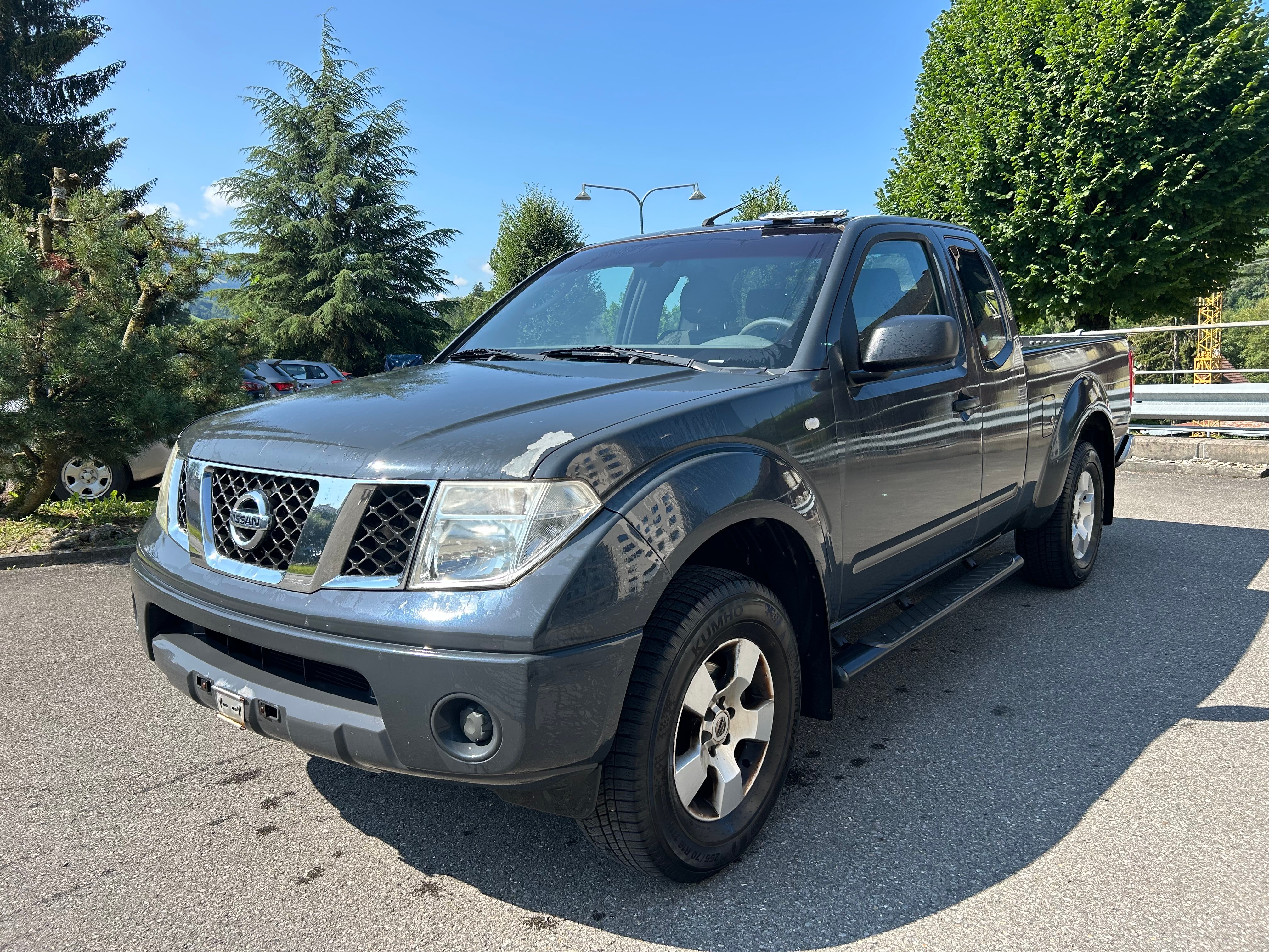 NISSAN Navara King Cab SE 2.5 TDI 4WD