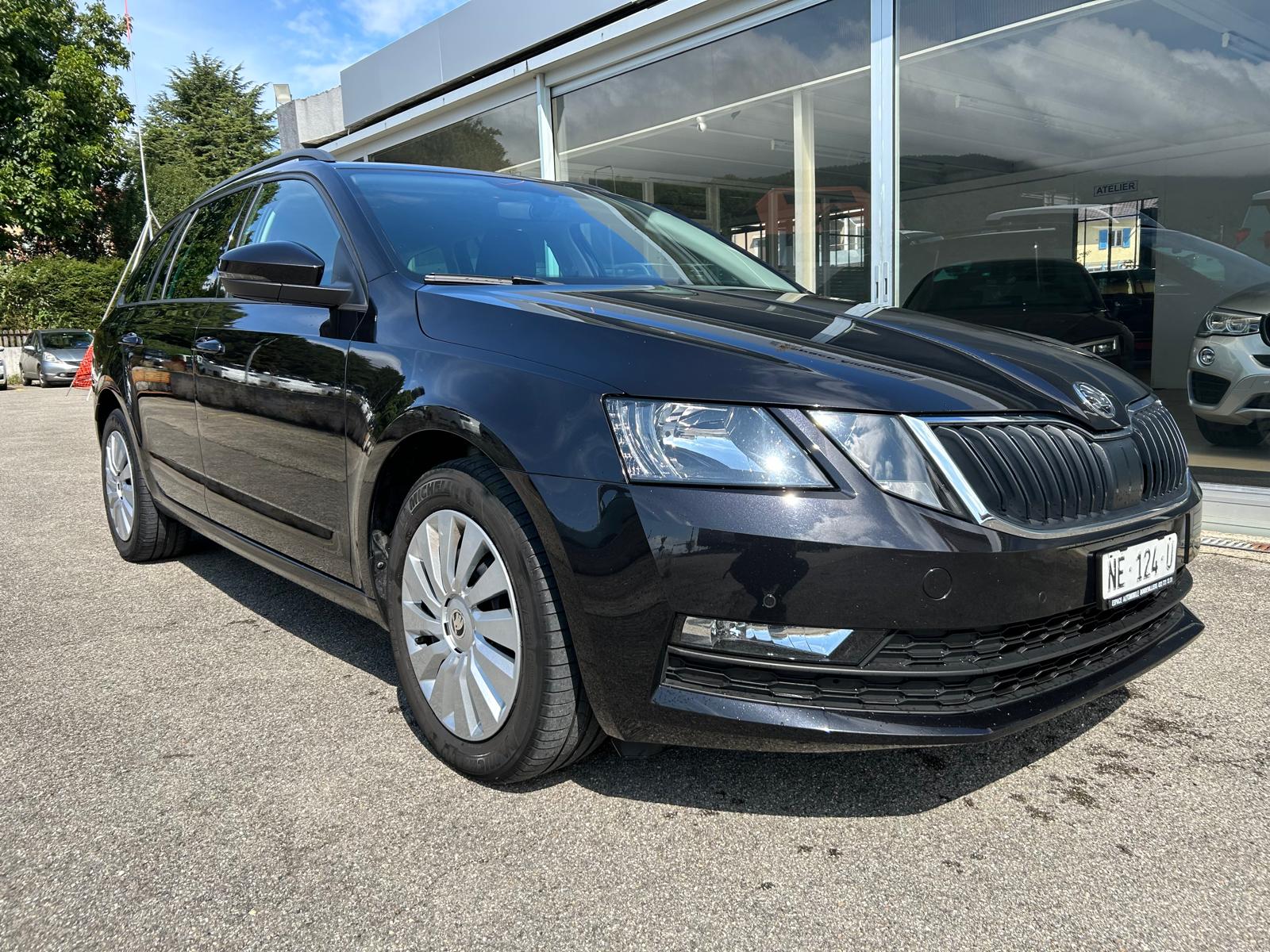 SKODA Octavia Combi 2.0 TDI Ambition 4x4 DSG