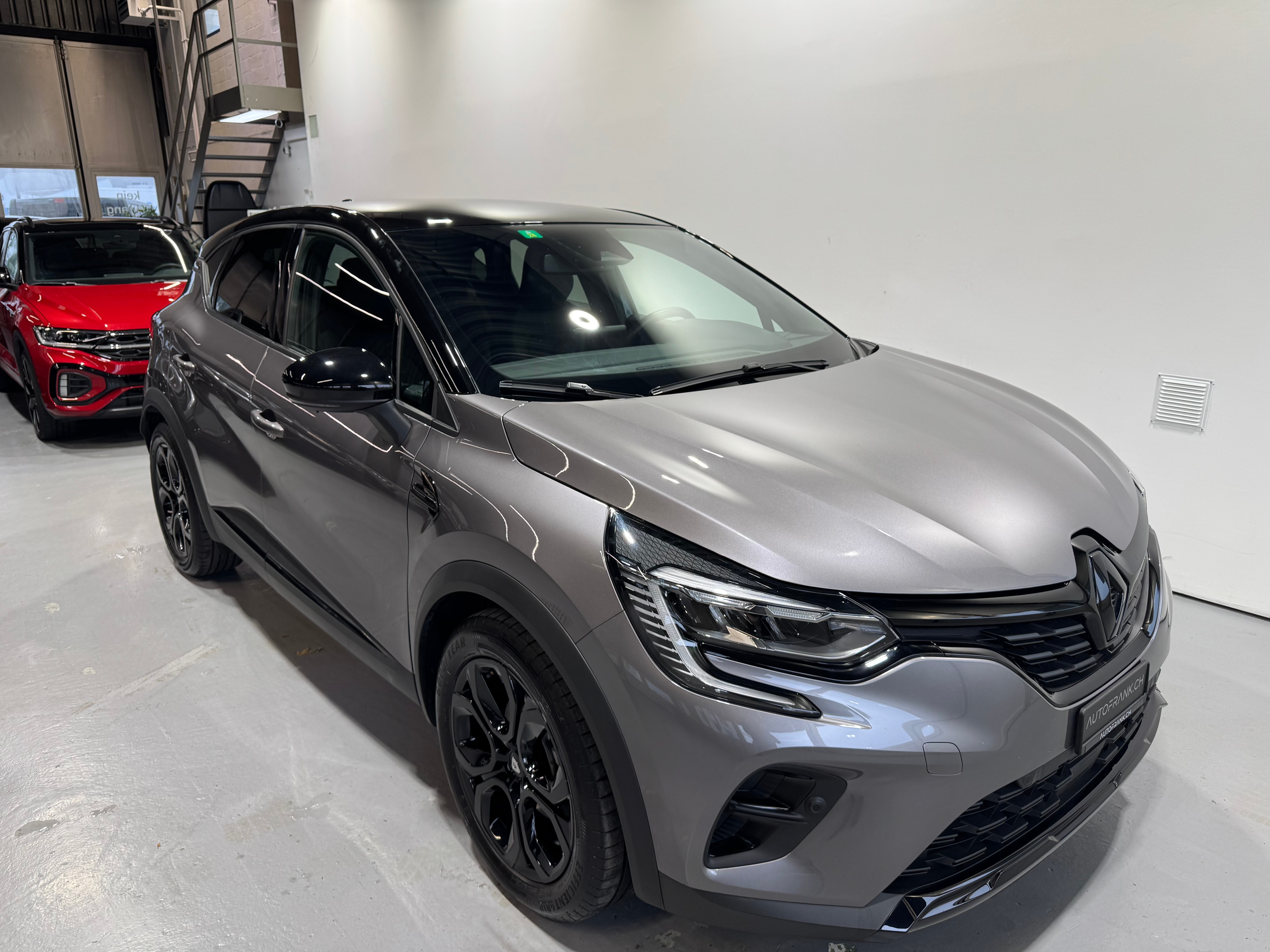 RENAULT Captur 1.6 E-Tech Rive Gauche