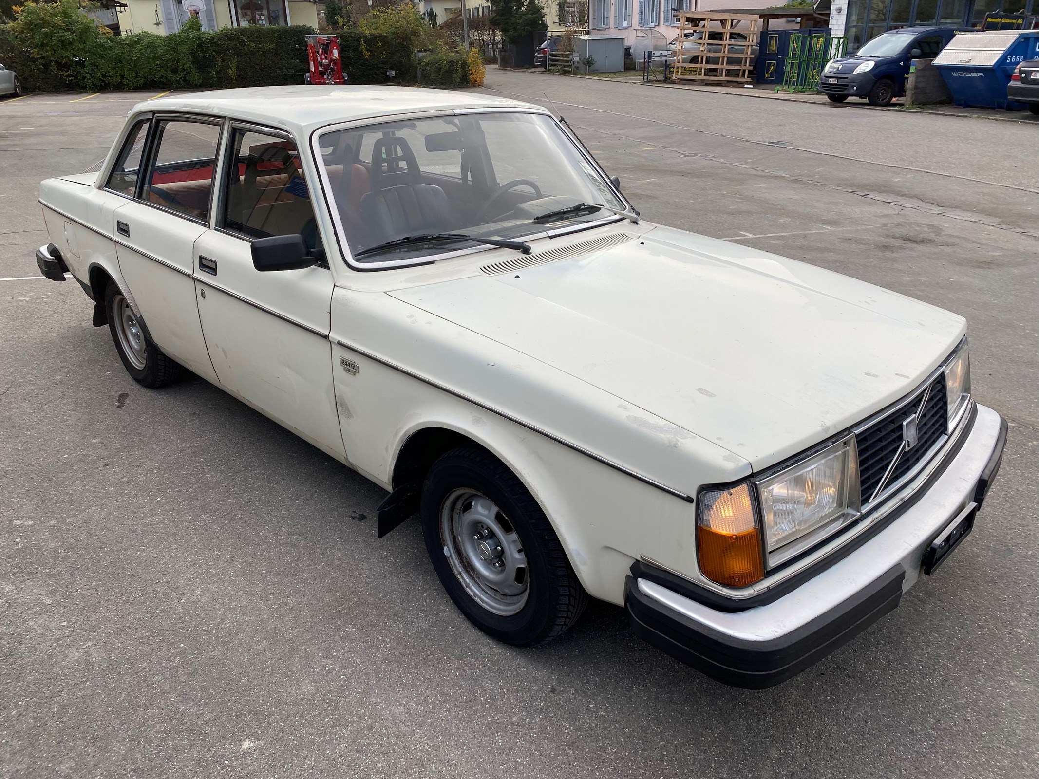 VOLVO 244