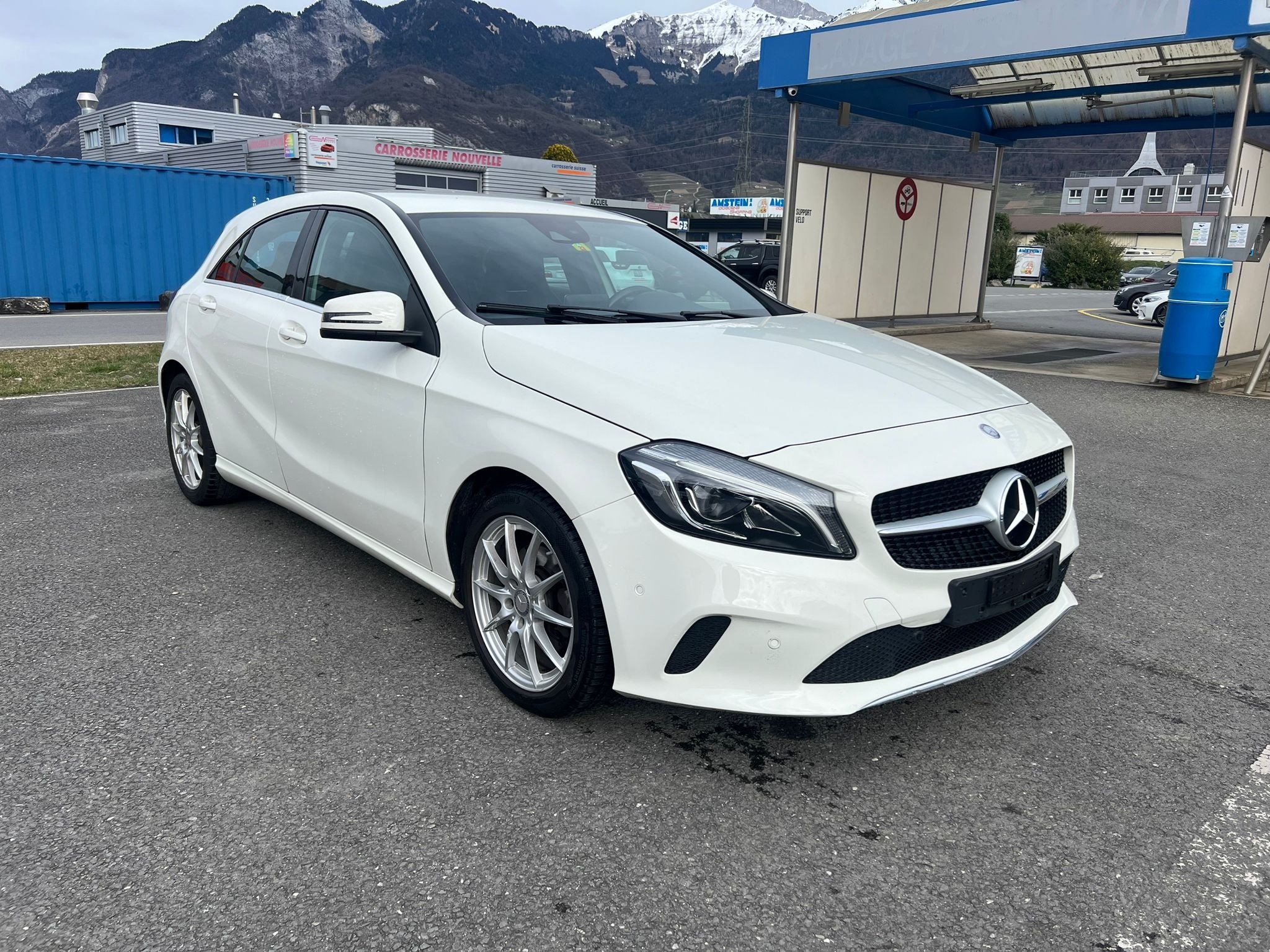 MERCEDES-BENZ A 180 Night Star 7G-DCT