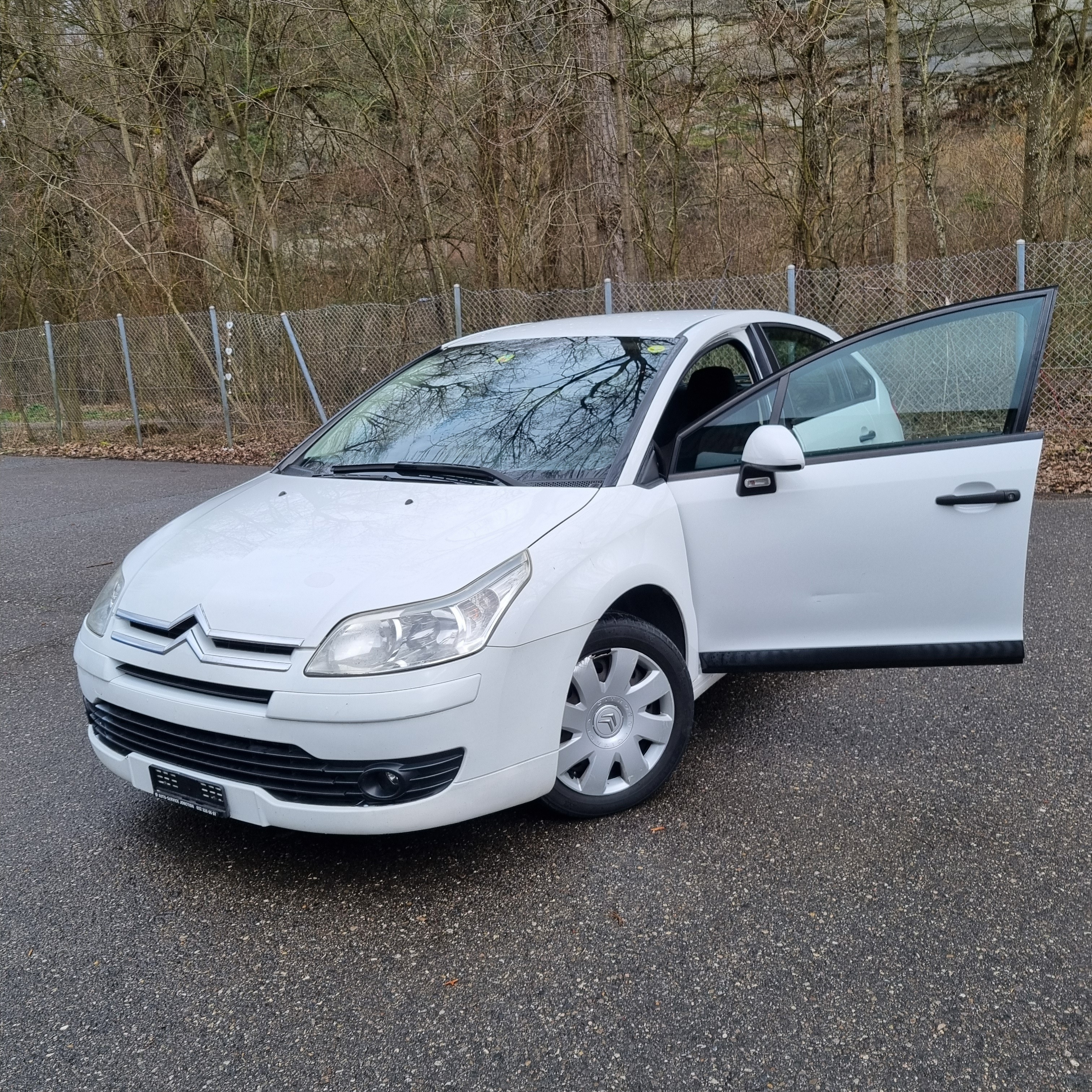 CITROEN C4 Berline 1.6i 16V SX