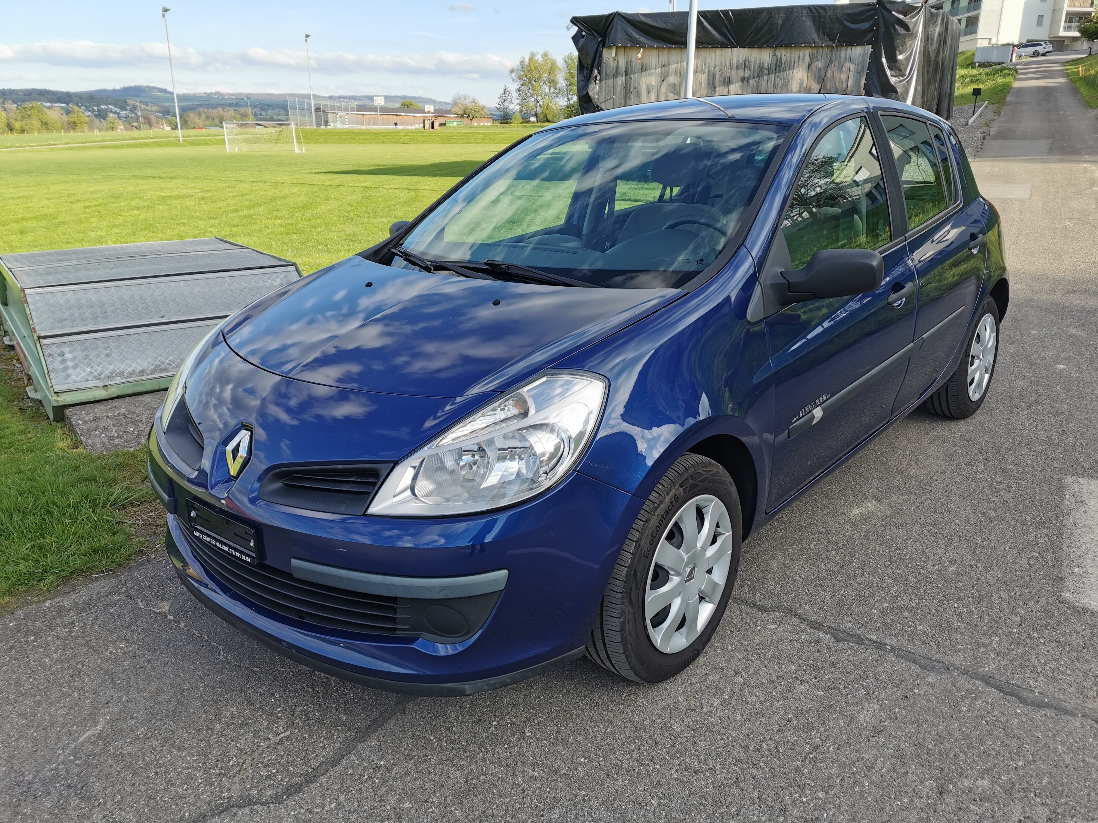 RENAULT Clio 1.4 16V Dynamique