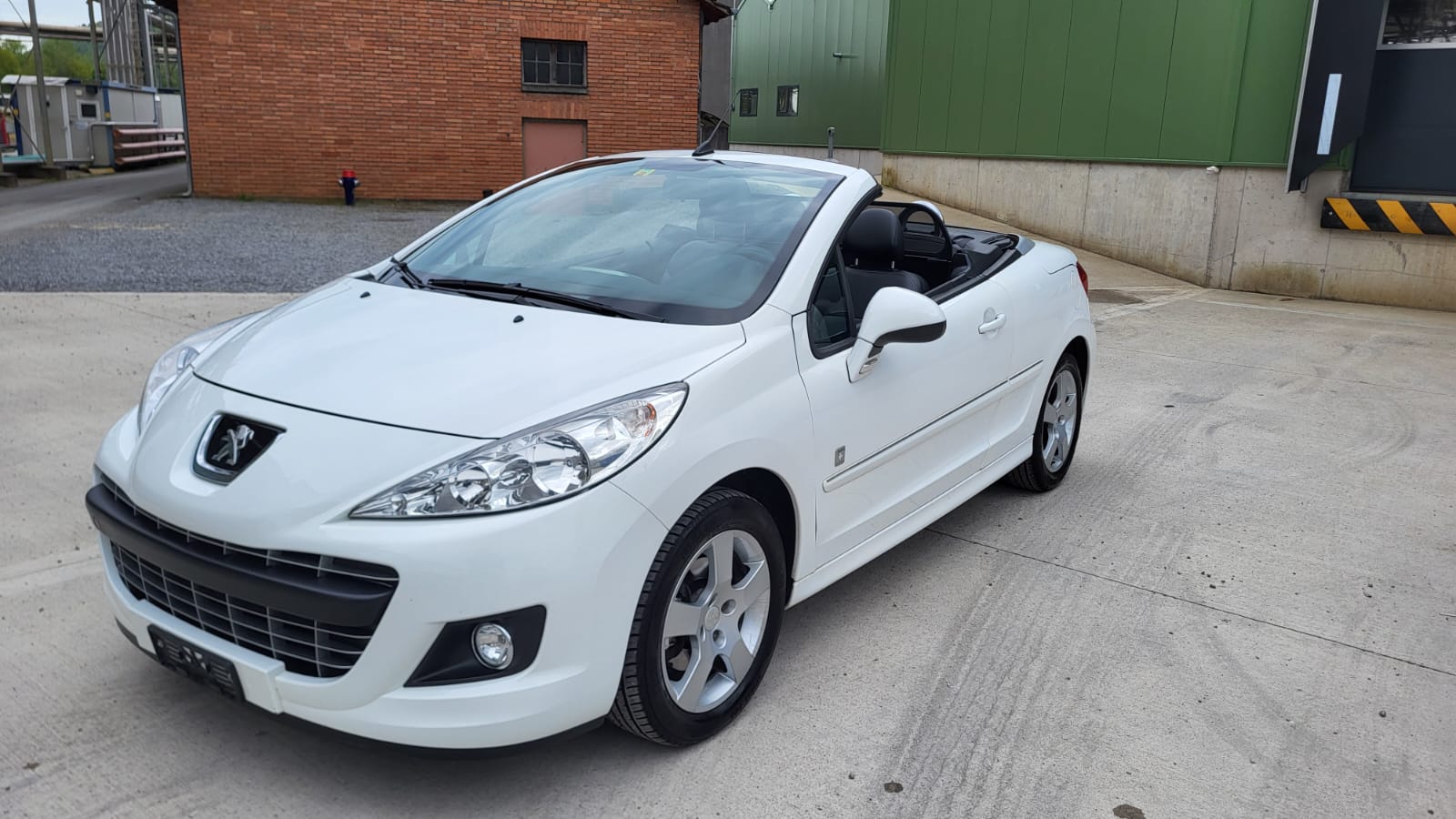 PEUGEOT 207 CC 1.6 16V Trendy