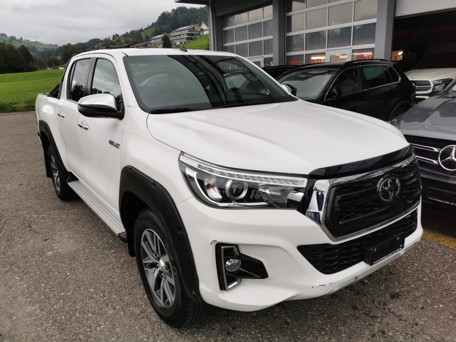 TOYOTA Hilux 2.4D-4D Sol DoubleCab 4x4 A