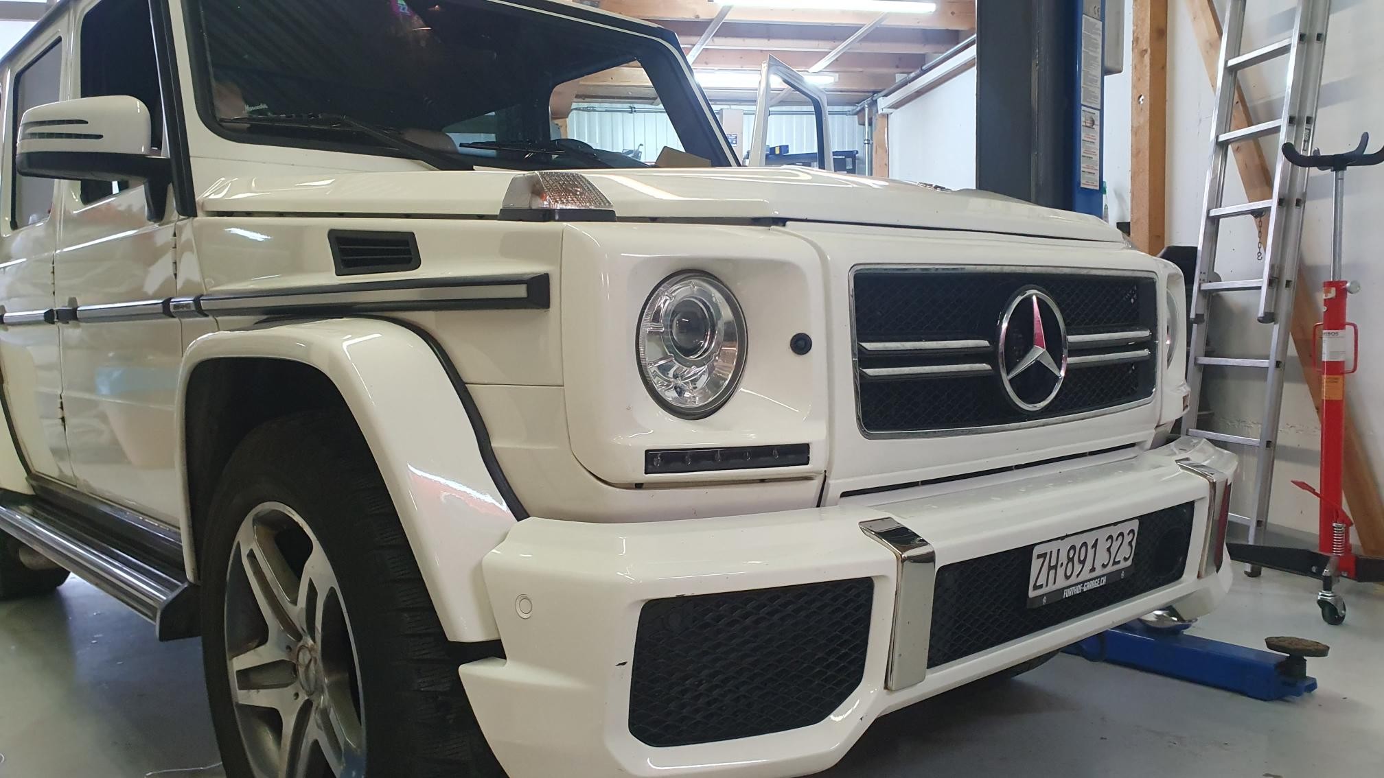 MERCEDES-BENZ G 55 AMG