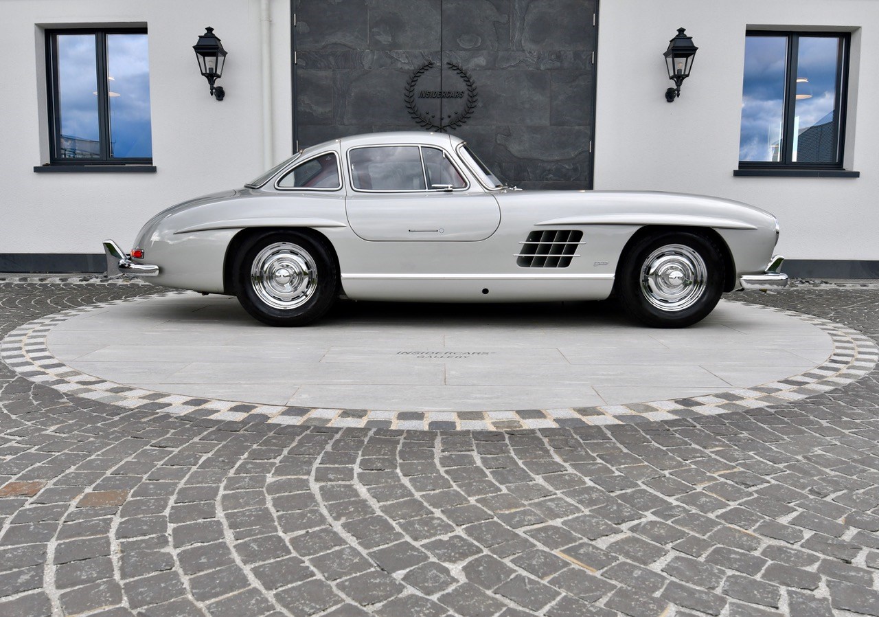 MERCEDES-BENZ 300 SL