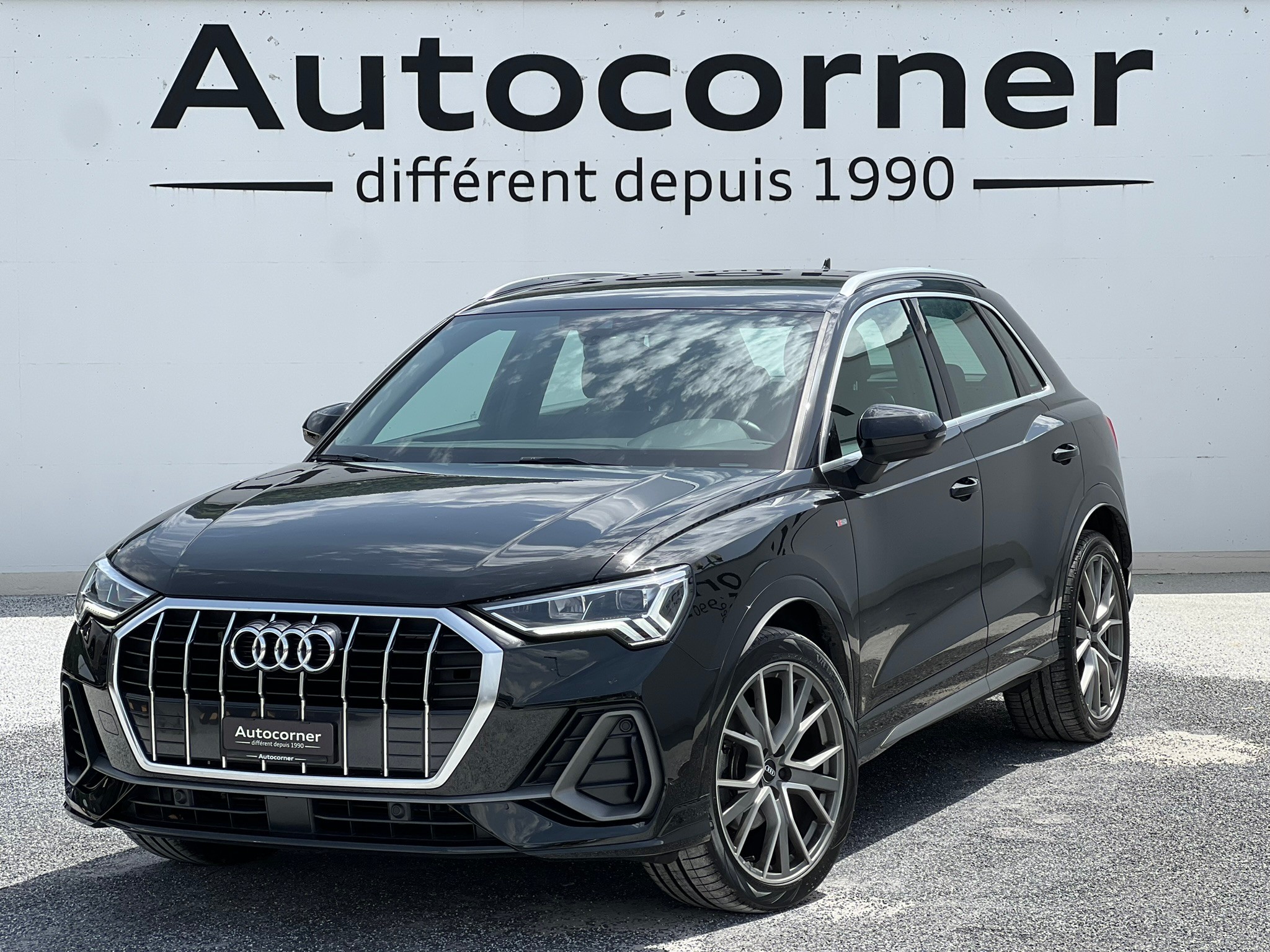 AUDI Q3 35 TFSI S line S-tronic