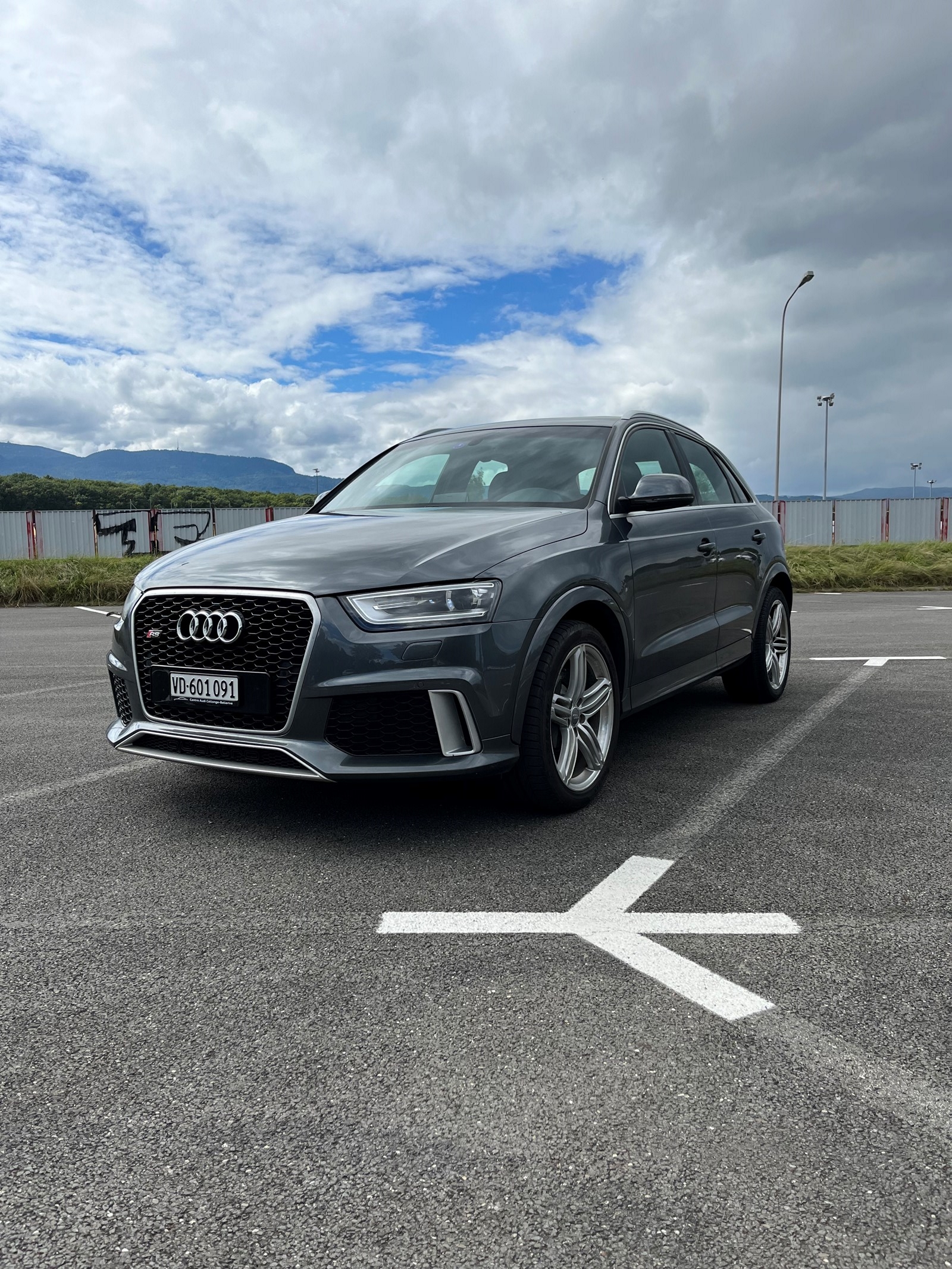 AUDI RS Q3 2.5 TFSI quattro S-tronic