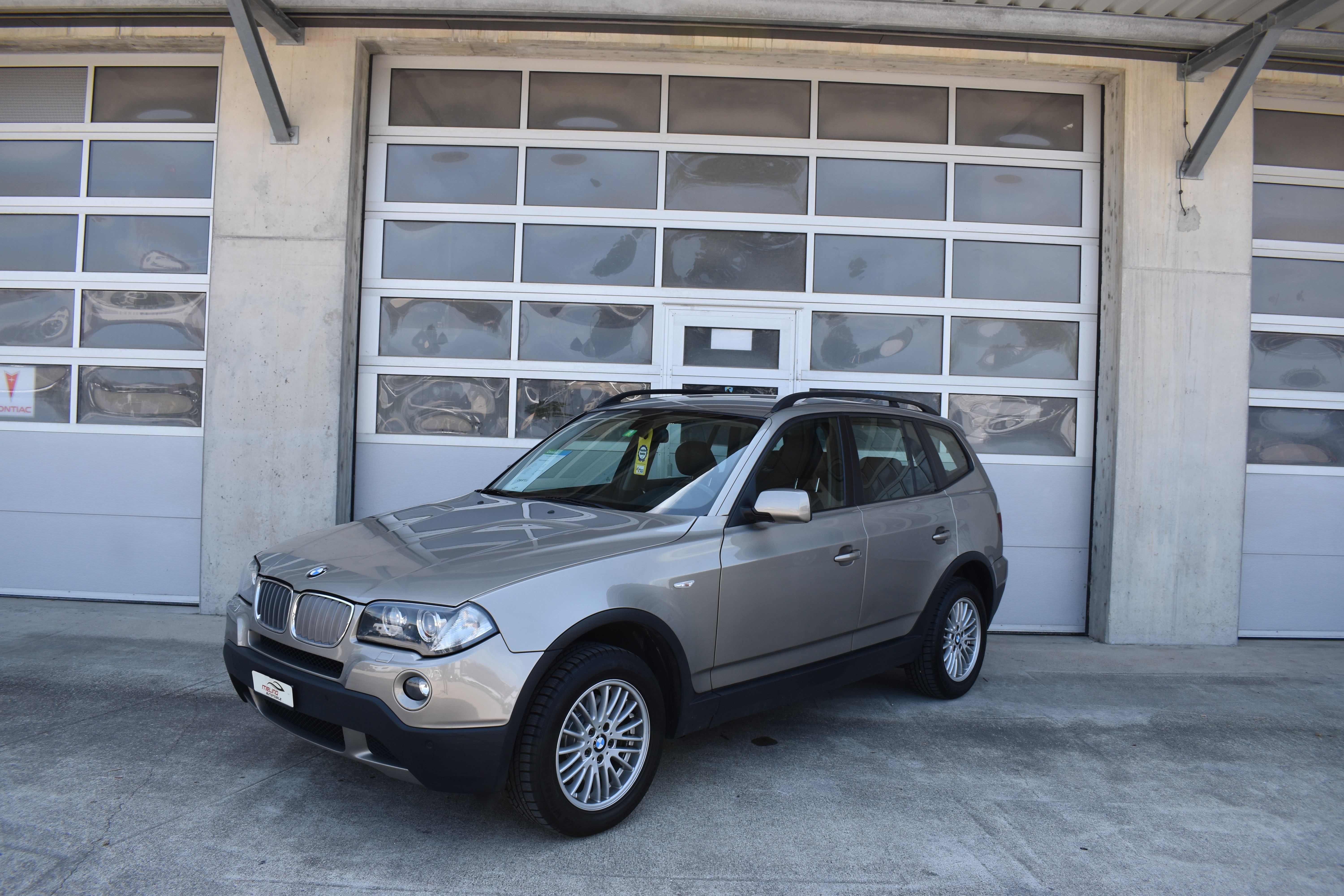 BMW X3 xDrive 25i (2.5si)