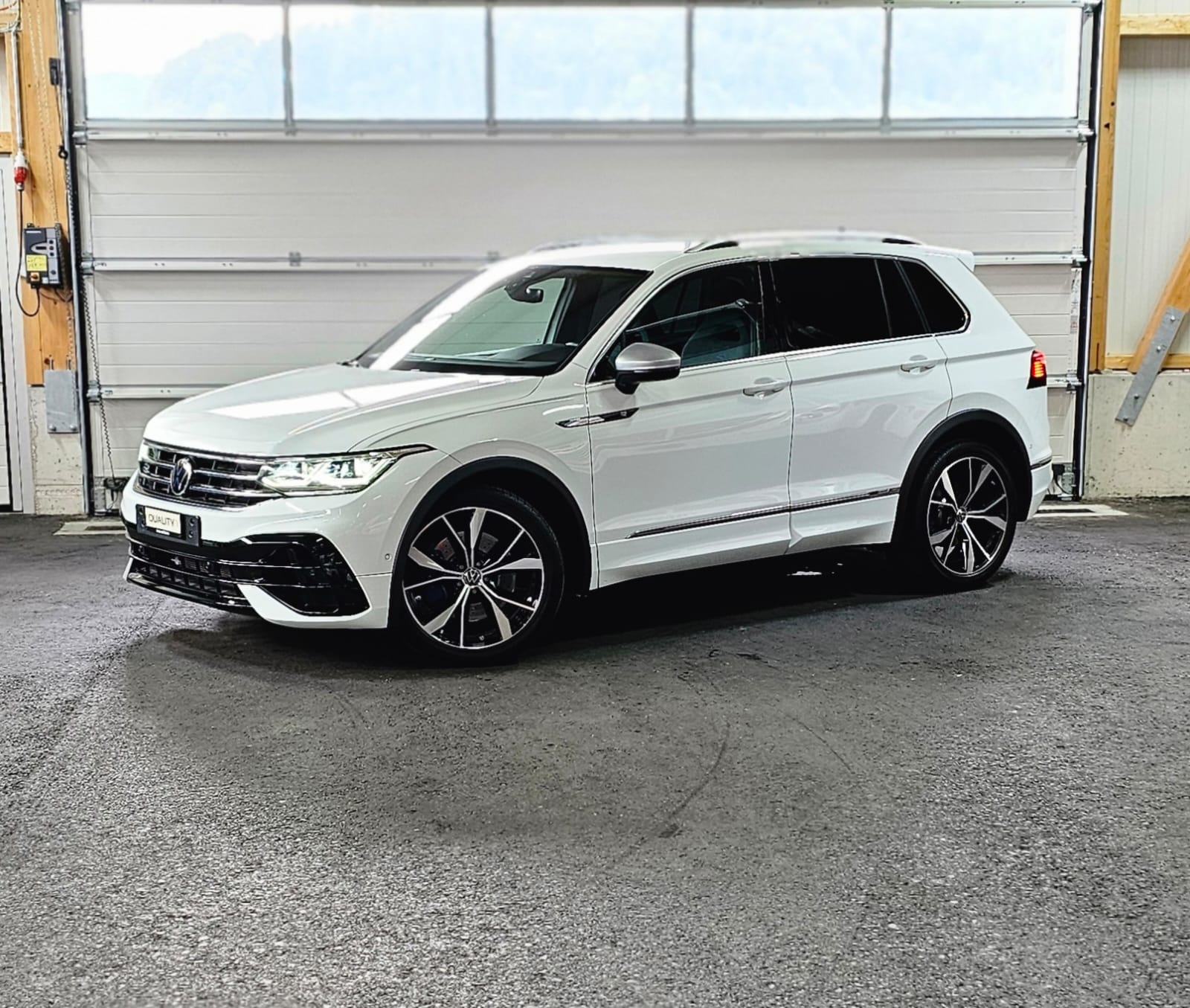 VW Tiguan 2.0TSI R 4Motion DSG