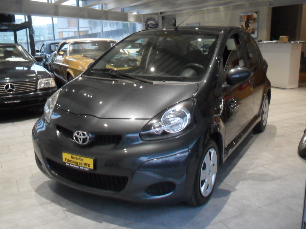 TOYOTA Aygo 1.0 Linea Luna