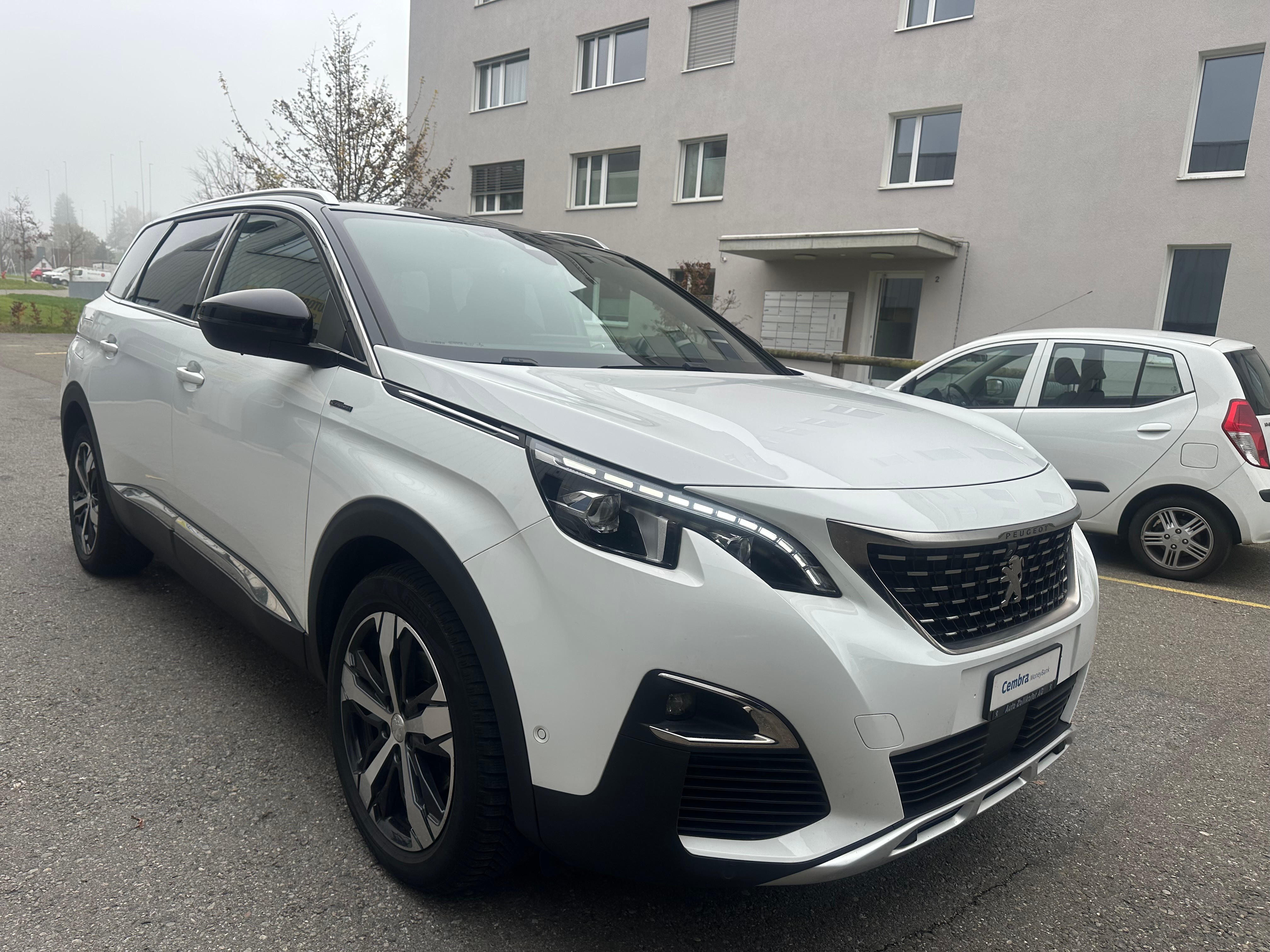 PEUGEOT 5008 1.6 THP GT Line EAT