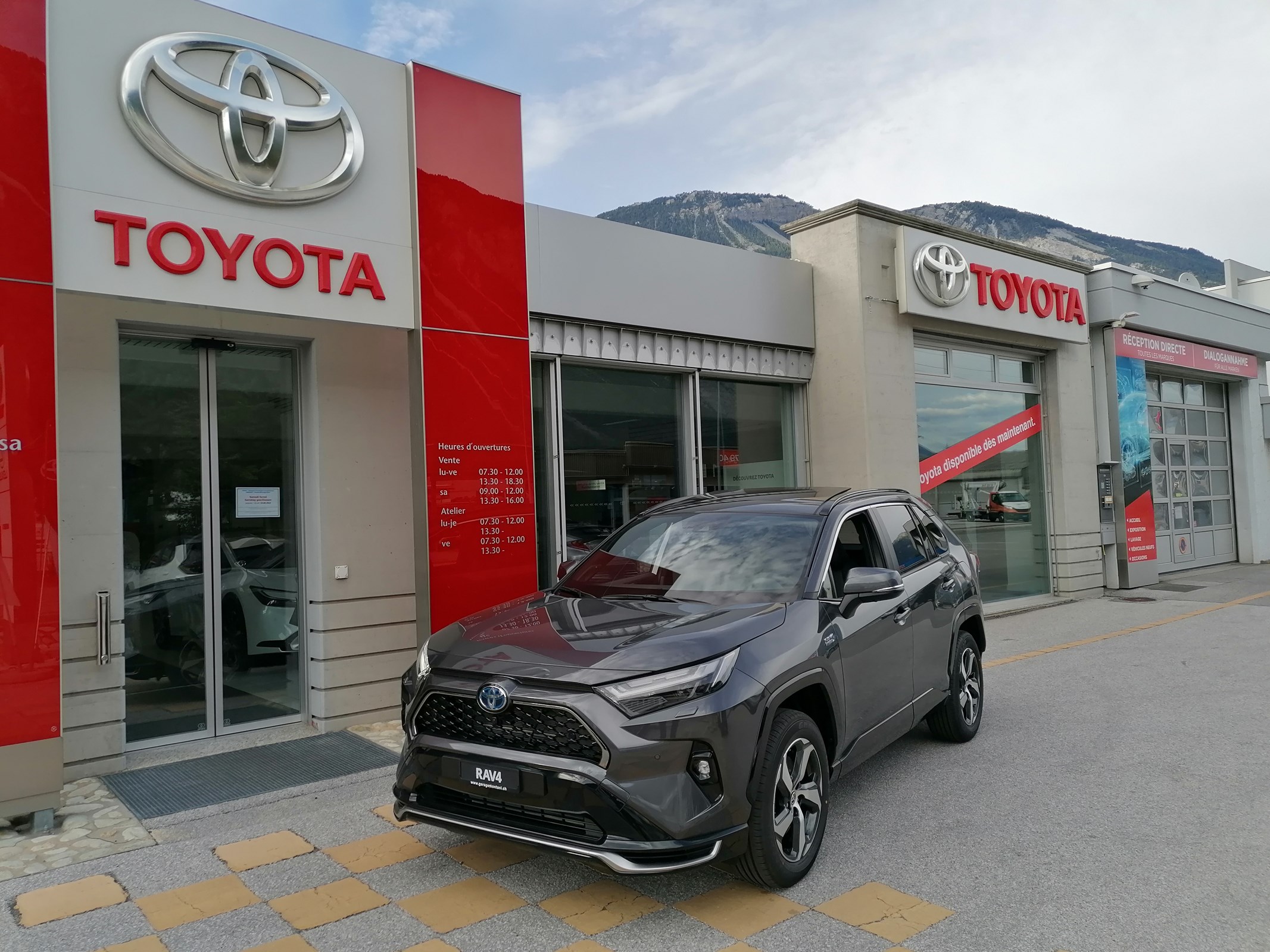 TOYOTA RAV-4 2.5 PHEV Premium4WD