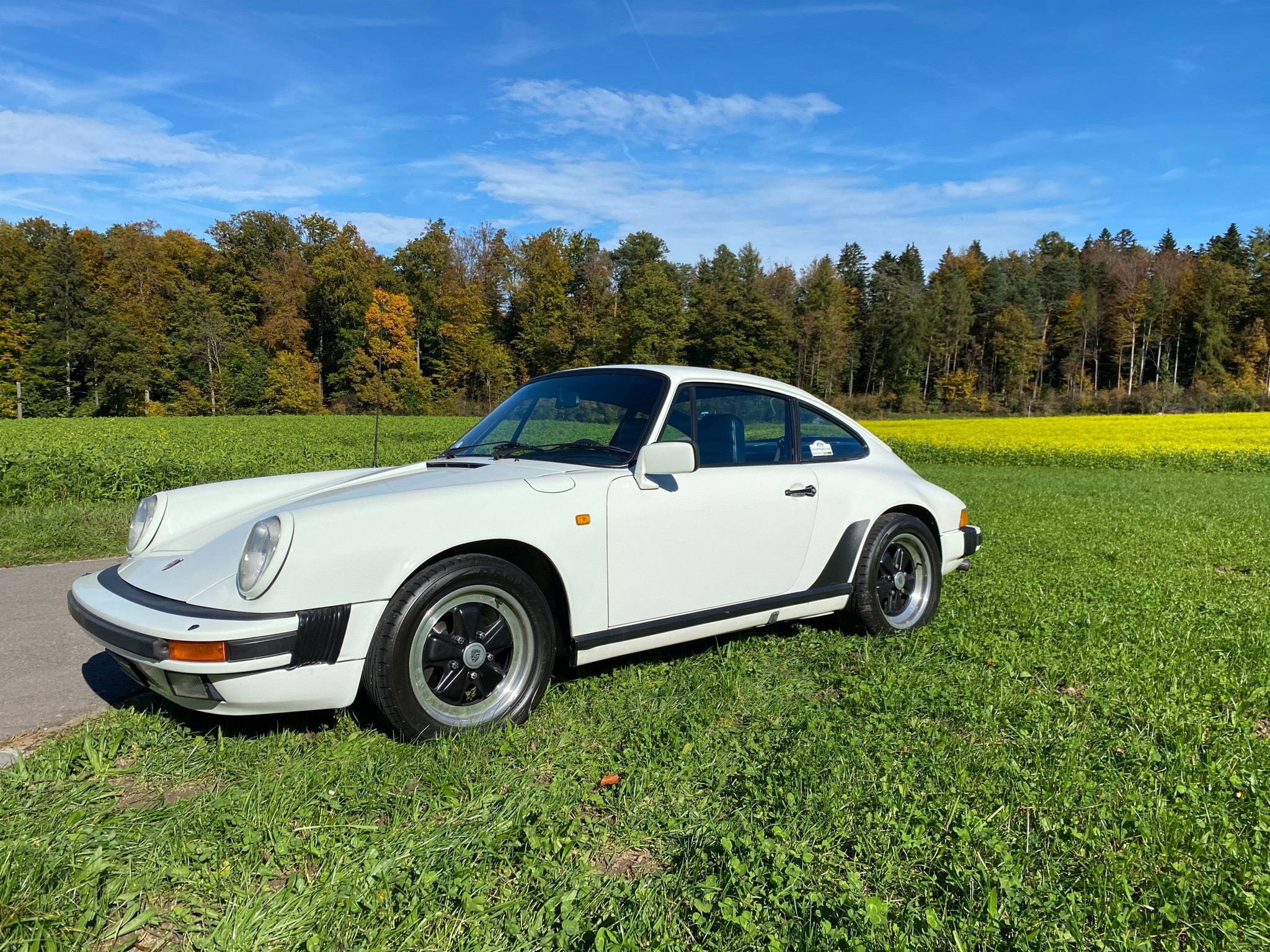 PORSCHE 911 3.2 Carrera