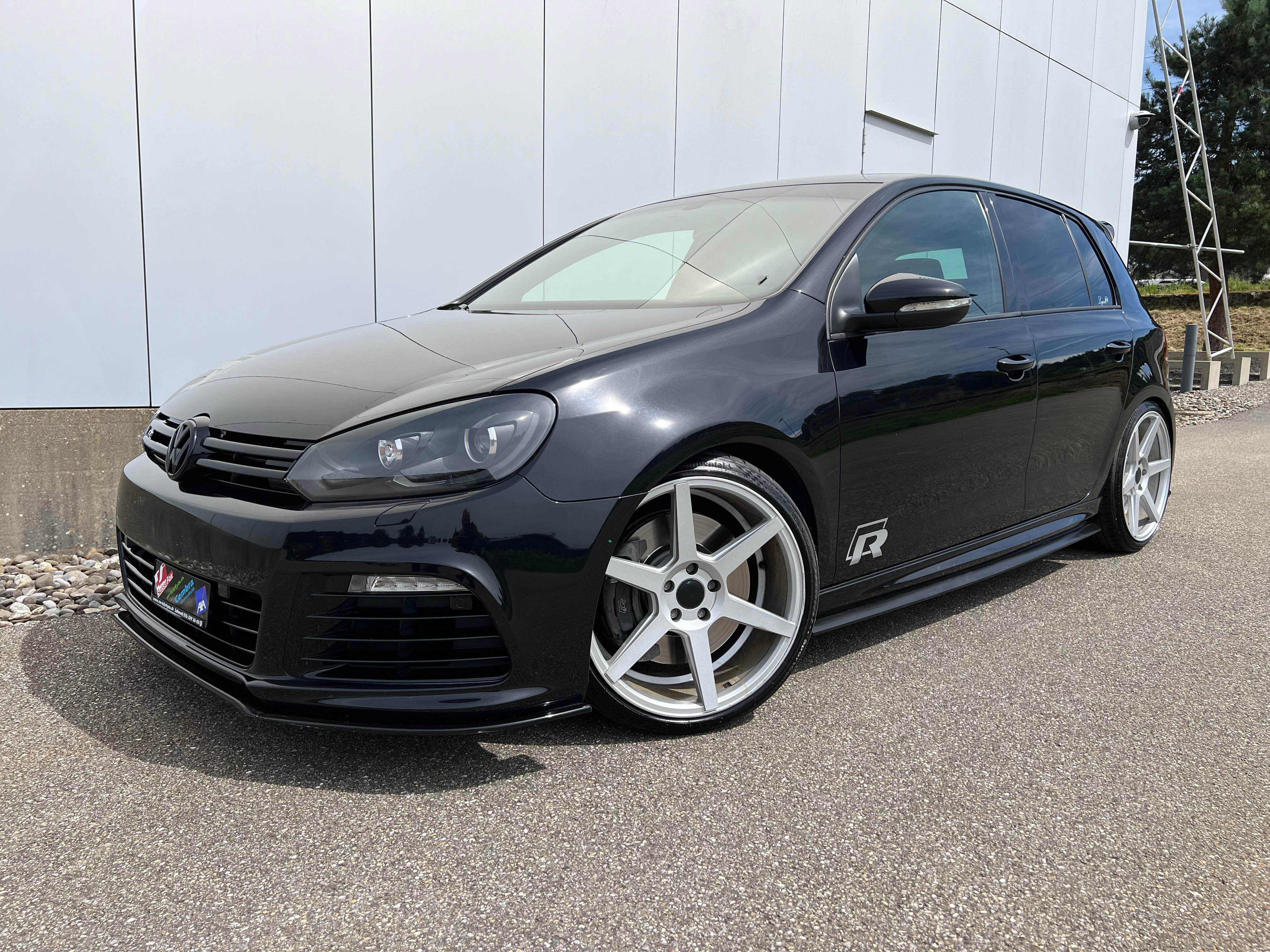 VW Golf 2.0 TSI R 4Motion