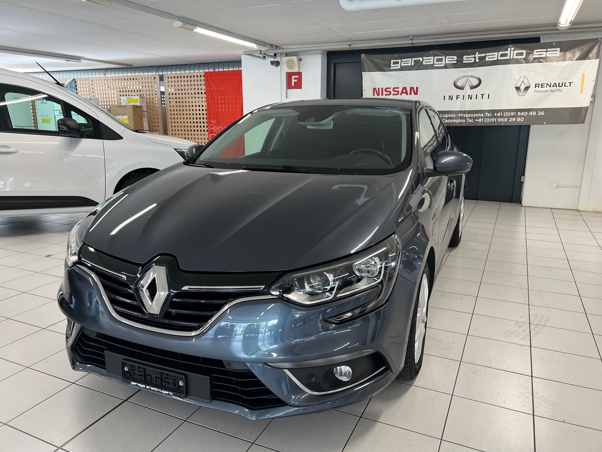 RENAULT Mégane 1.2 16V Turbo Zen EDC