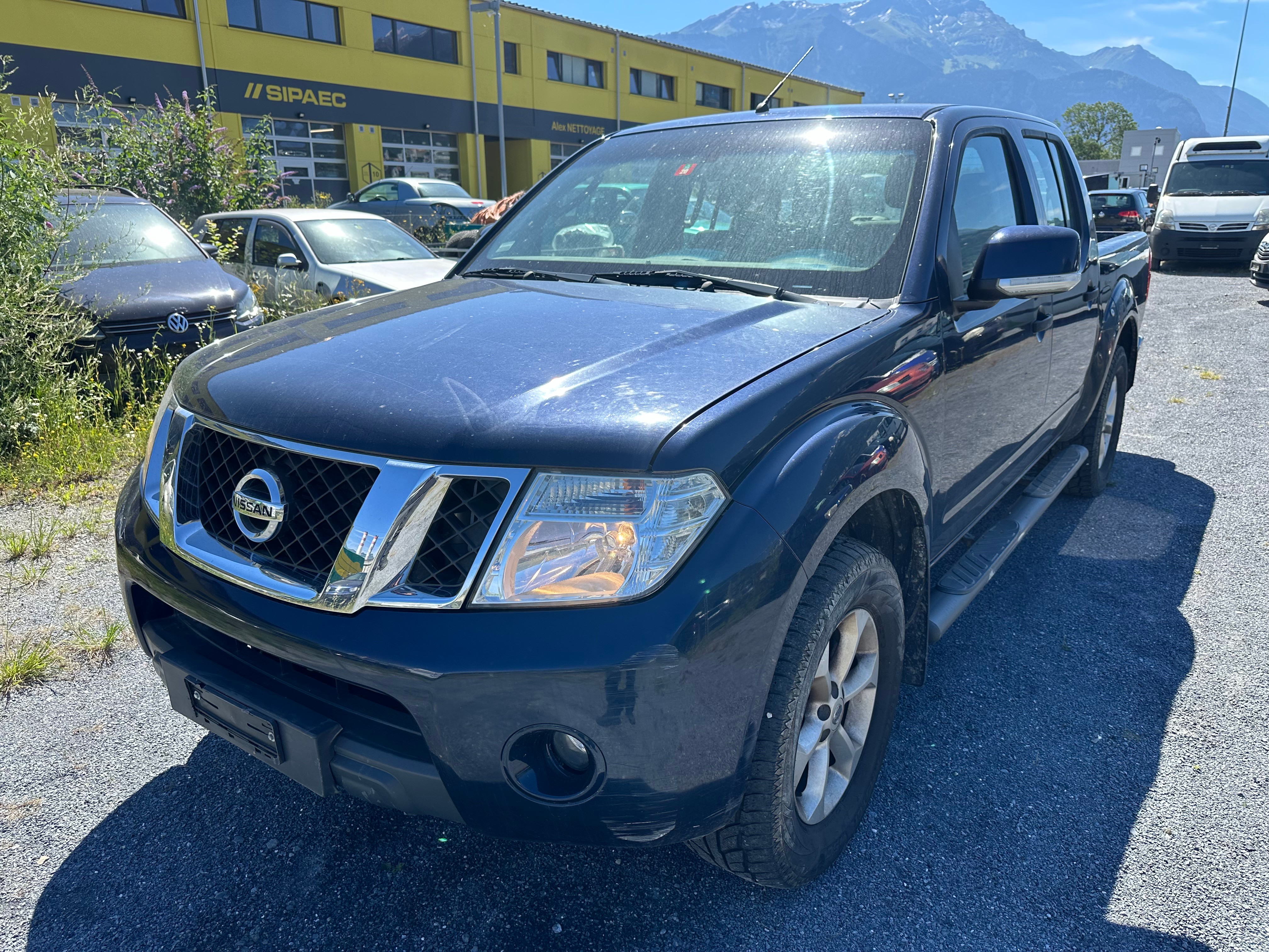 NISSAN Navara Double Cab SE 2.5 dCi 4WD