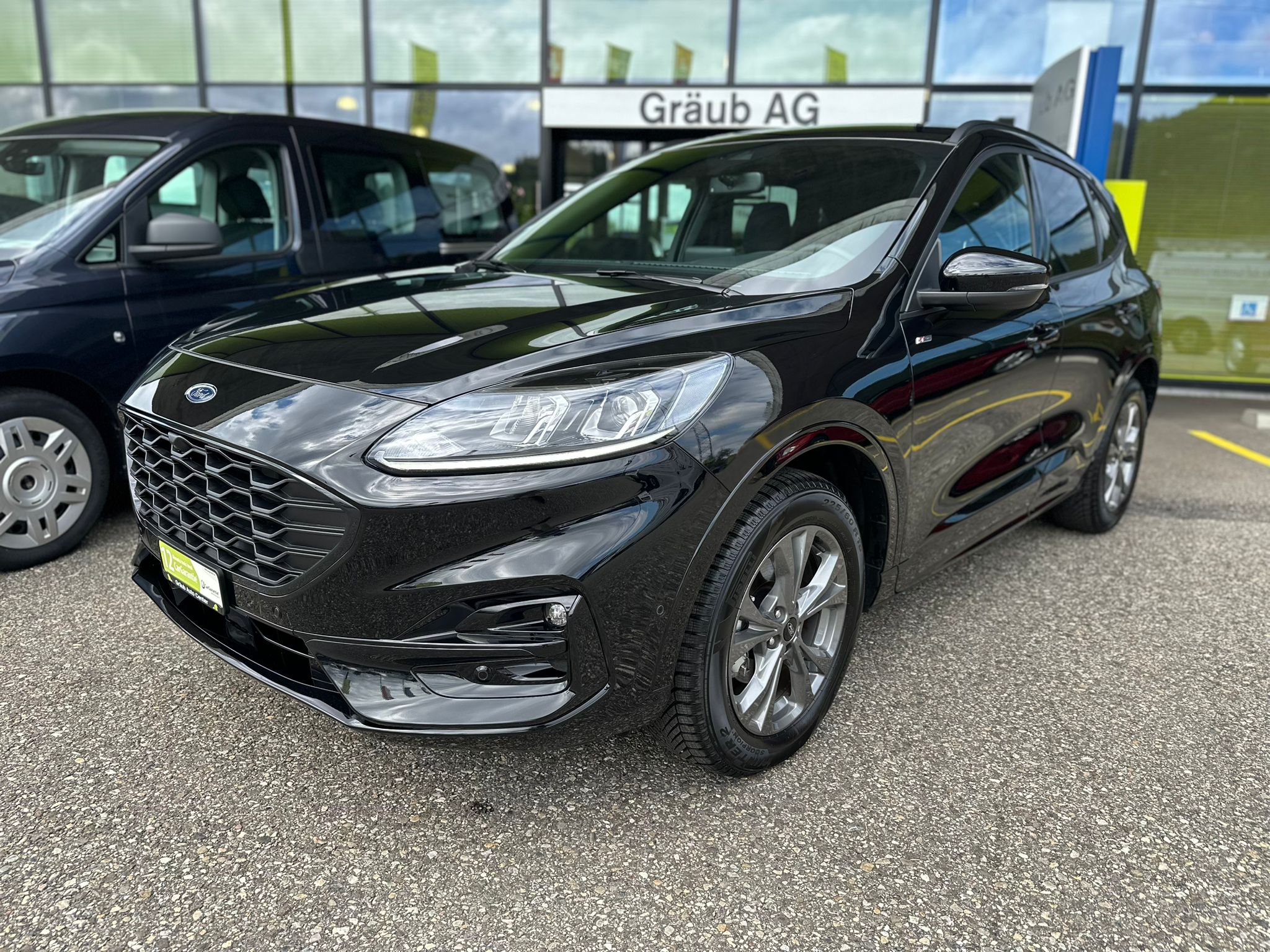 FORD Kuga 2.5 FHEV ST-Line 4WD