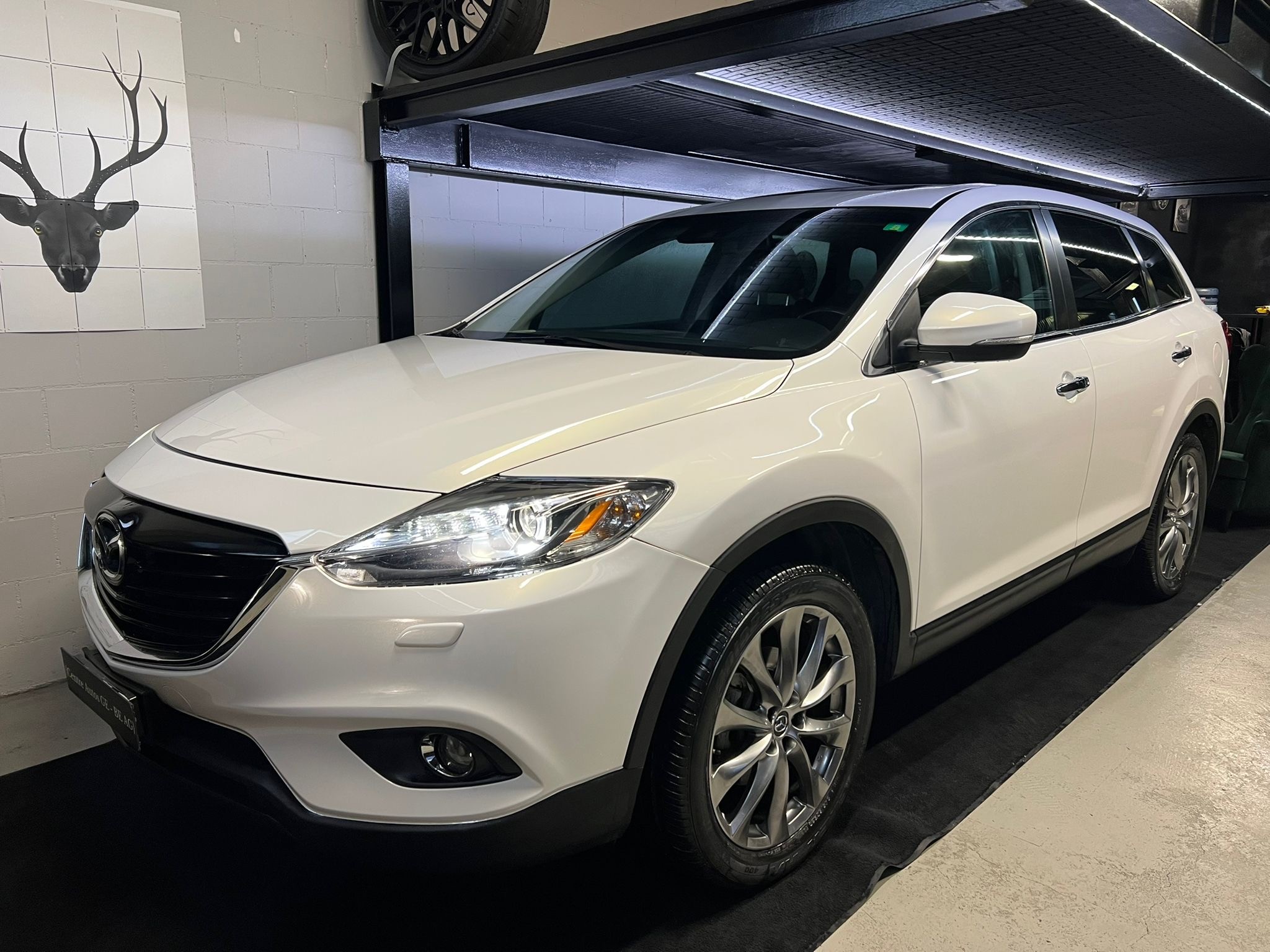 MAZDA CX-9 3.7 V6 Revolution | Full option | Automatic | Erste Hand| Garantie | 7 sitze | Kamera