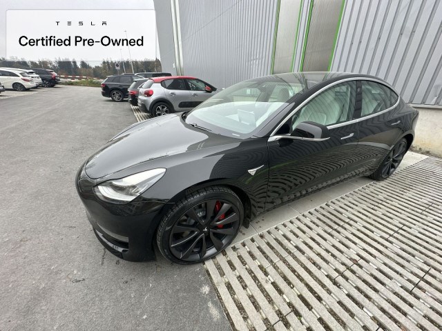 TESLA Model 3 Performance AWD