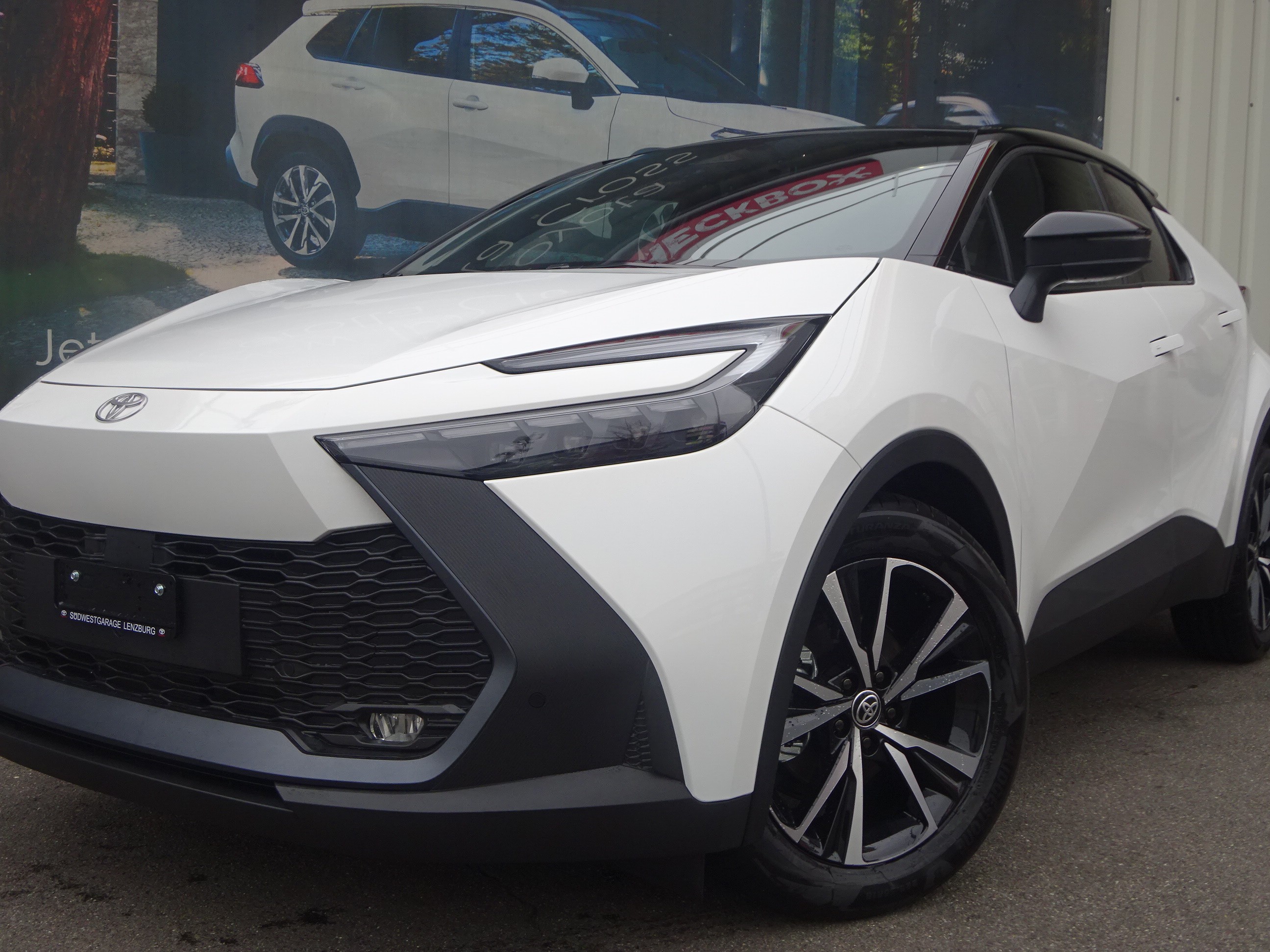 TOYOTA C-HR 2.0 HSD CVT Trend